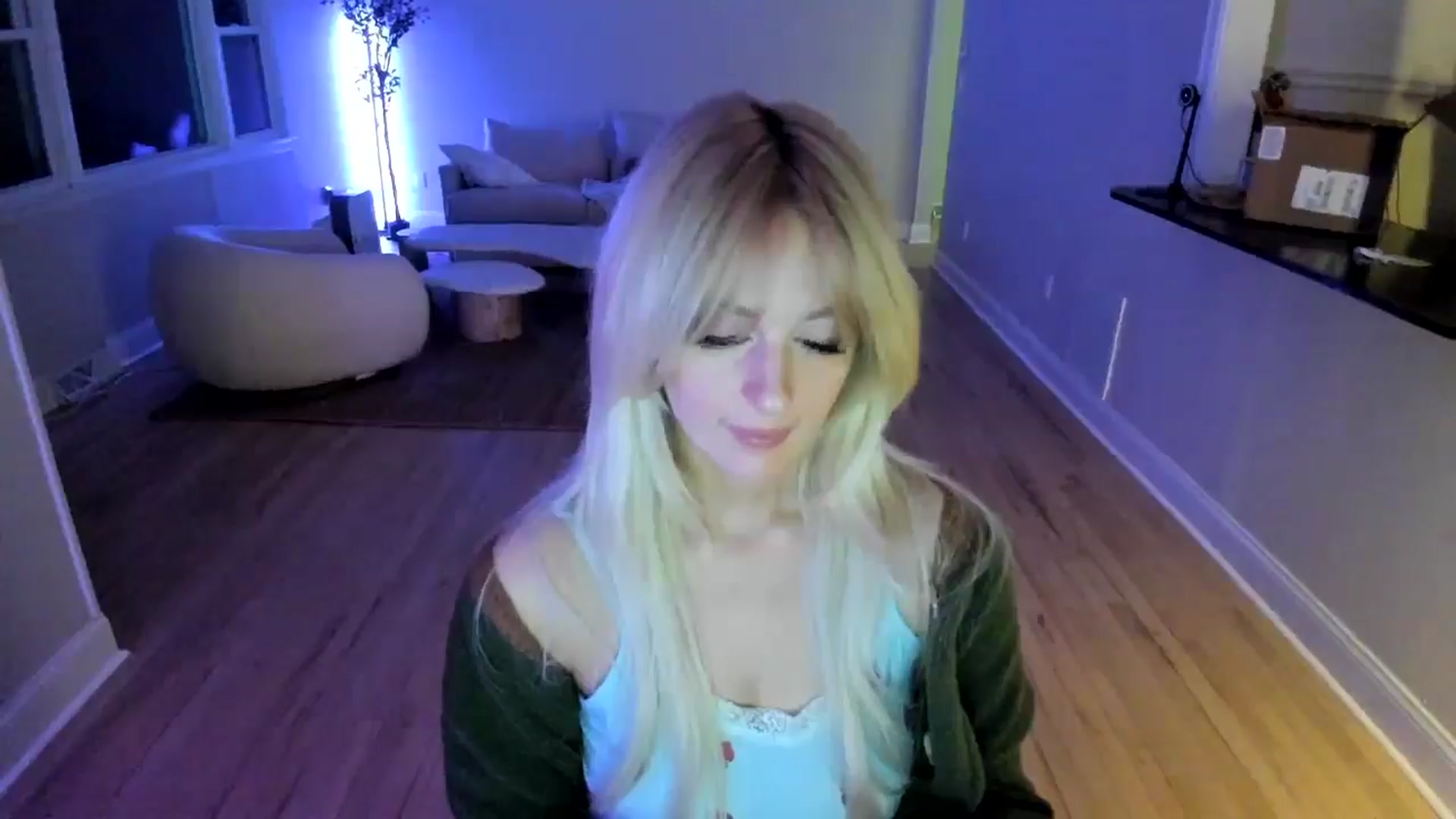 Gallery image thumbnail from Milk_Party's myfreecams stream on, 04/13/2025, 04:50 image 13 of 20