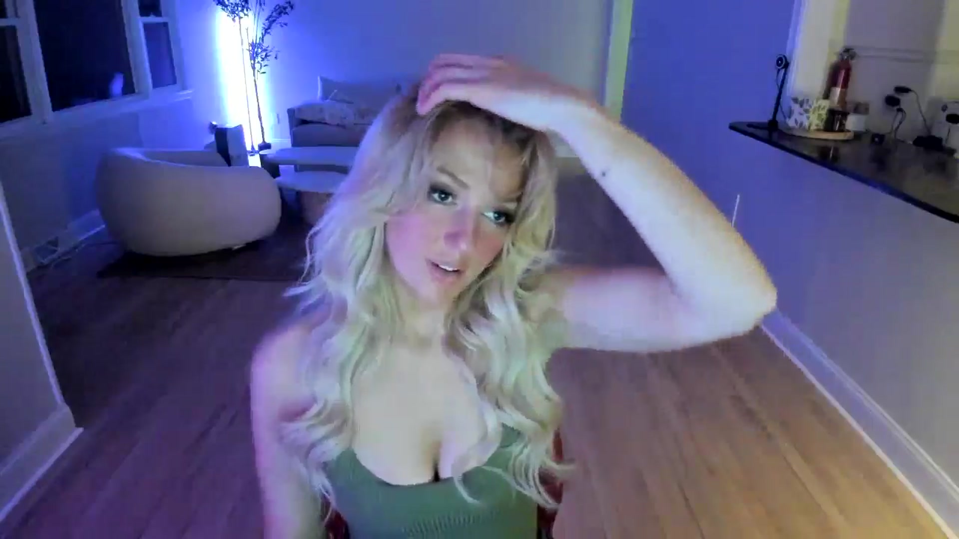 Gallery image thumbnail from Milk_Party's myfreecams stream on, 04/21/2025, 03:23 image 2 of 20