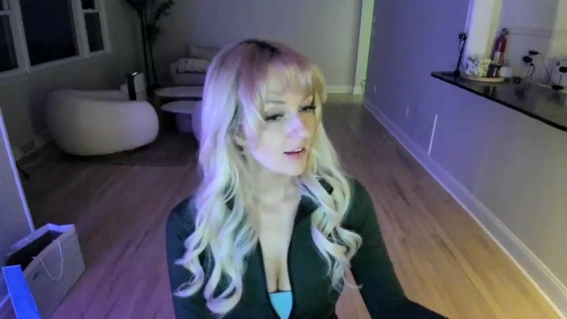 Gallery image thumbnail from Milk_Party's myfreecams stream on, 04/25/2025, 24:41 image 5 of 20