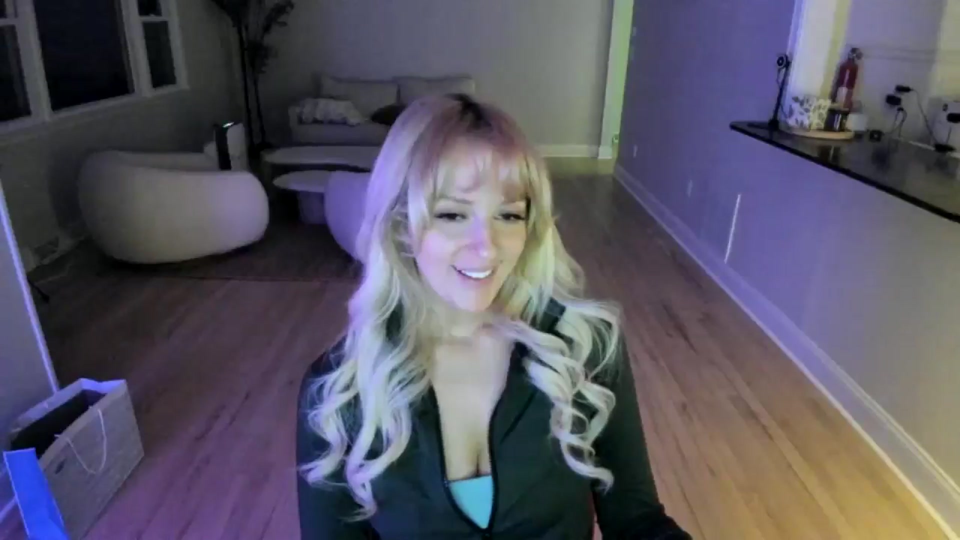 Gallery image thumbnail from Milk_Party's myfreecams stream on, 04/25/2025, 24:41 image 15 of 20
