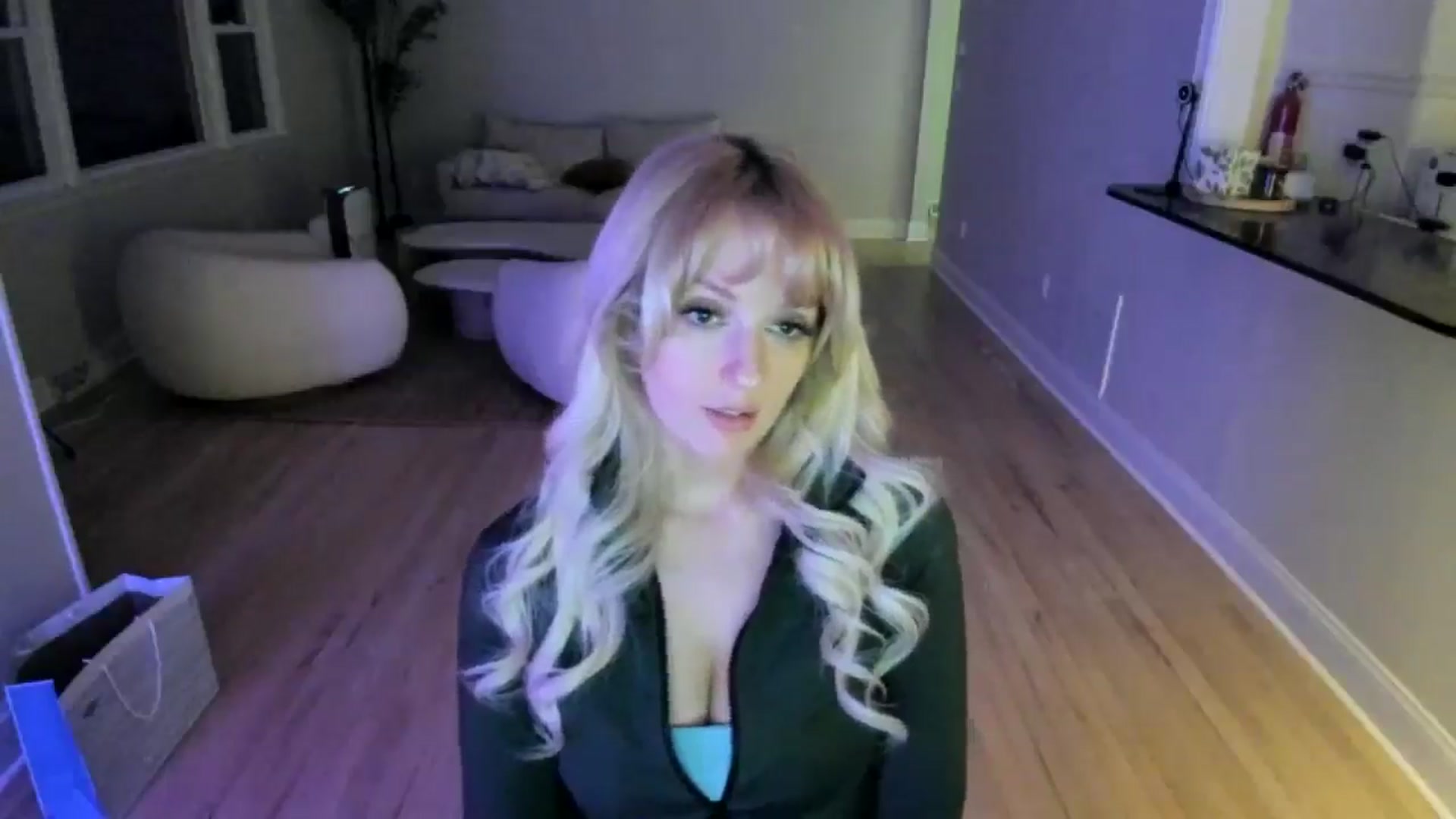 Gallery image thumbnail from Milk_Party's myfreecams stream on, 04/25/2025, 24:41 image 14 of 20
