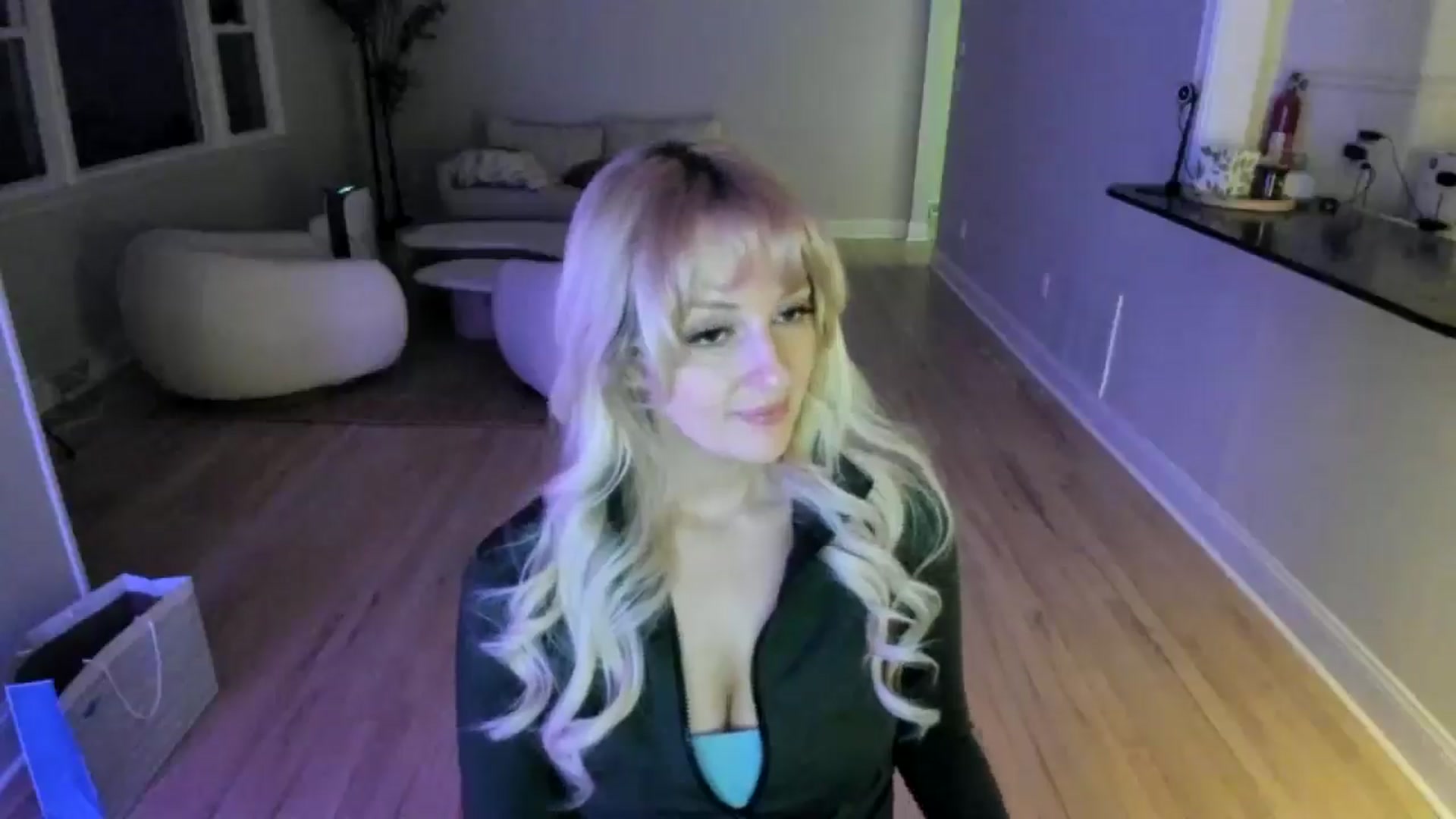 Gallery image thumbnail from Milk_Party's myfreecams stream on, 04/25/2025, 24:41 image 18 of 20