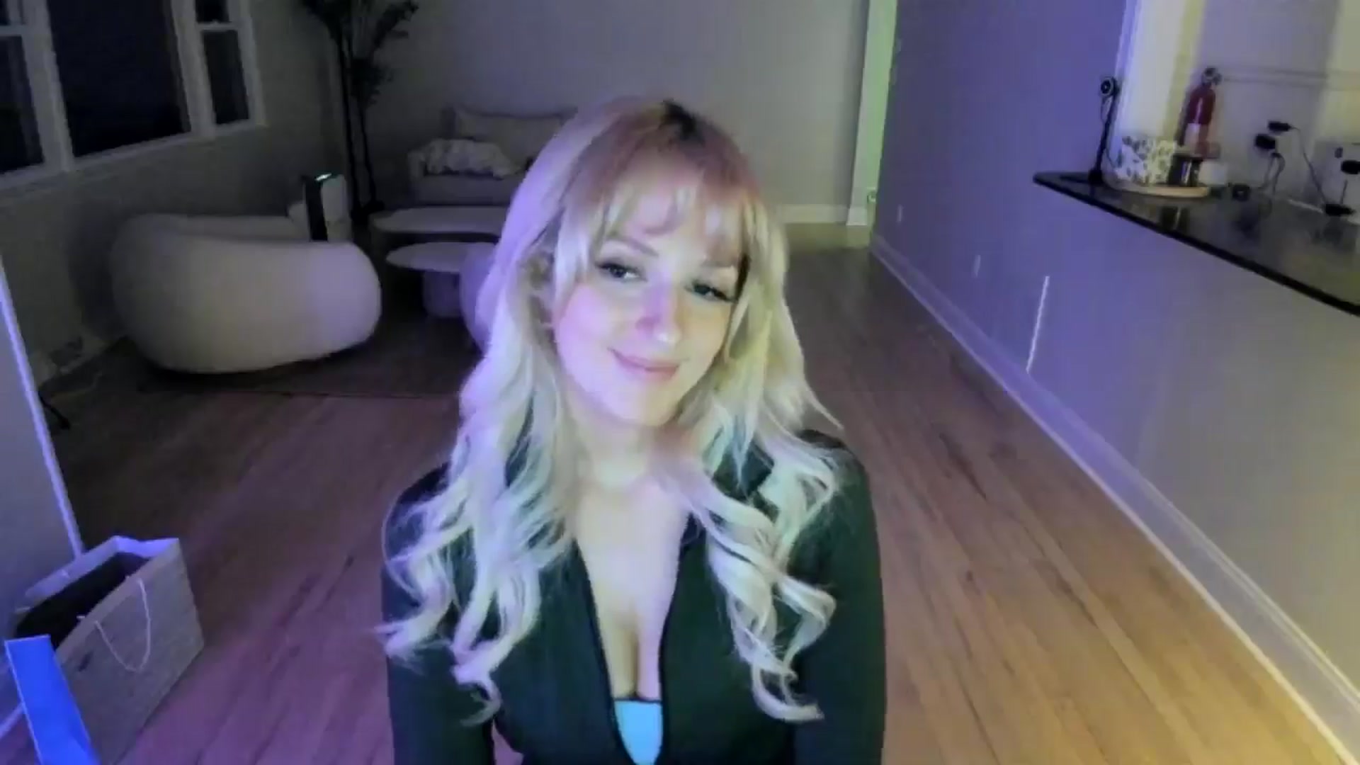 Gallery image thumbnail from Milk_Party's myfreecams stream on, 04/25/2025, 24:41 image 10 of 20