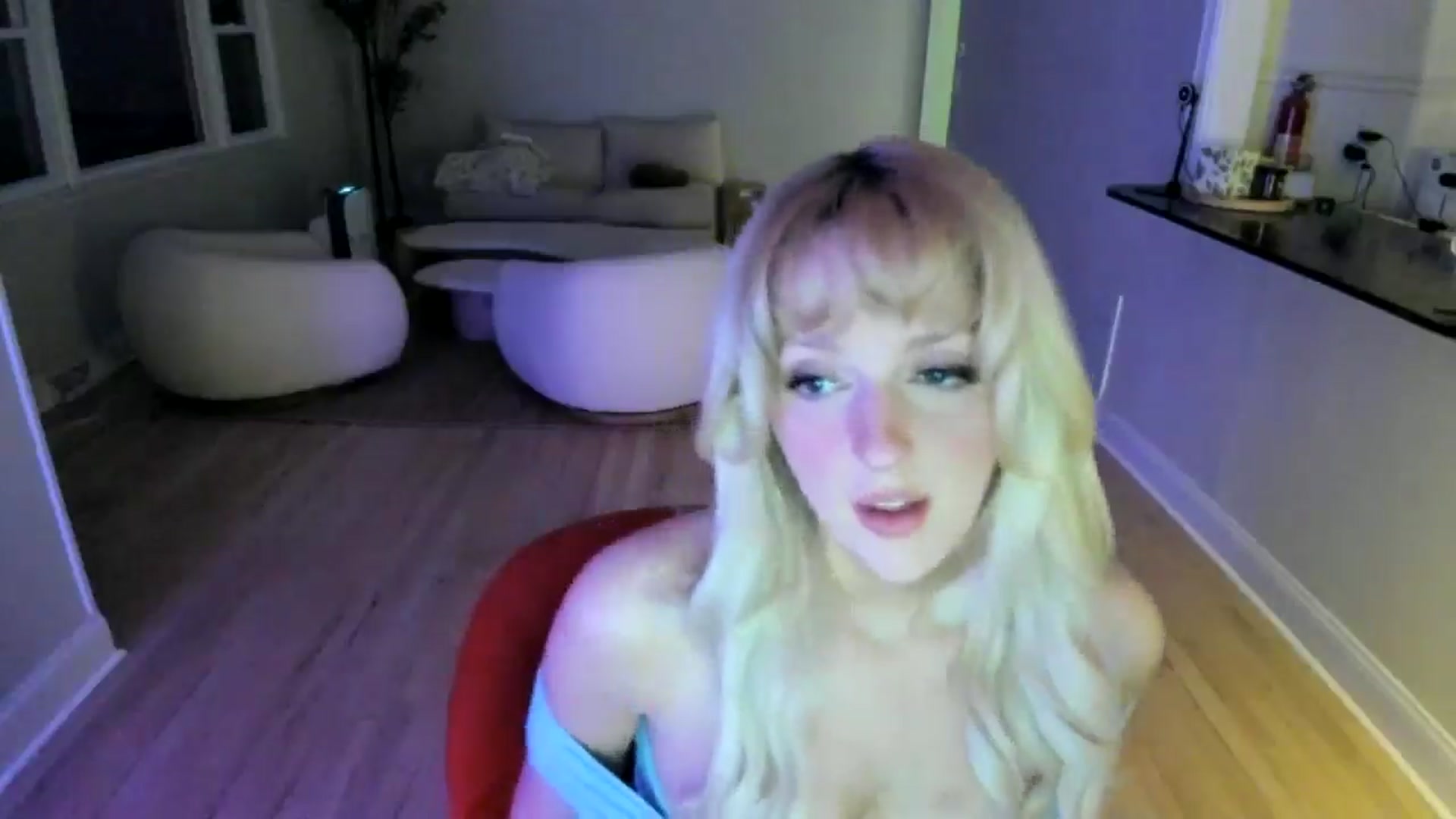 Gallery image thumbnail from Milk_Party's myfreecams stream on, 04/26/2025, 03:13 image 4 of 20
