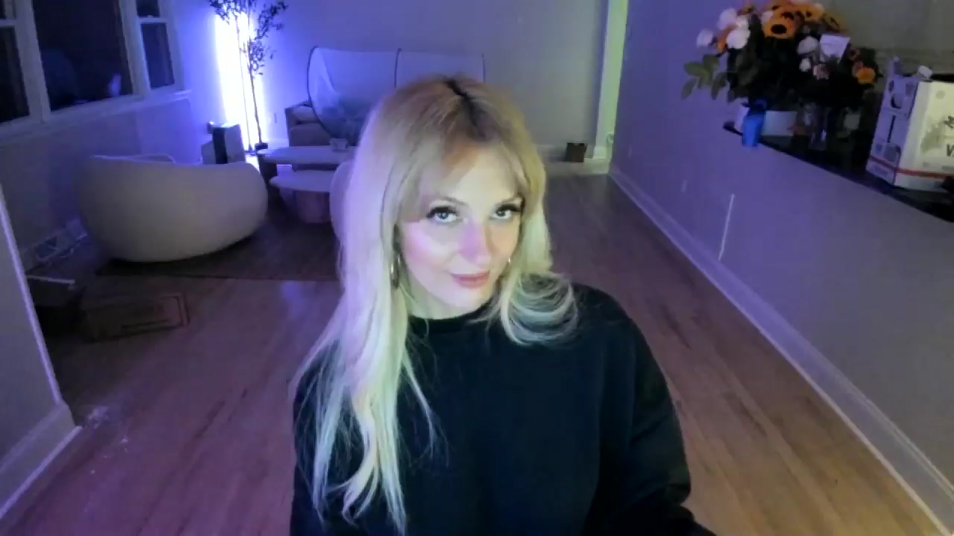 Gallery image thumbnail from Milk_Party's myfreecams stream on, 06/01/2025, 05:34 image 13 of 20