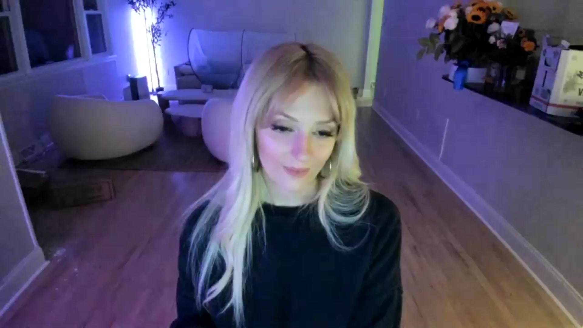 Gallery image thumbnail from Milk_Party's myfreecams stream on, 06/01/2025, 05:34 image 20 of 20
