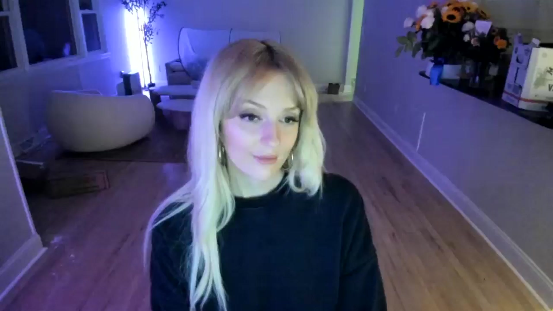 Gallery image thumbnail from Milk_Party's myfreecams stream on, 06/01/2025, 05:34 image 1 of 20
