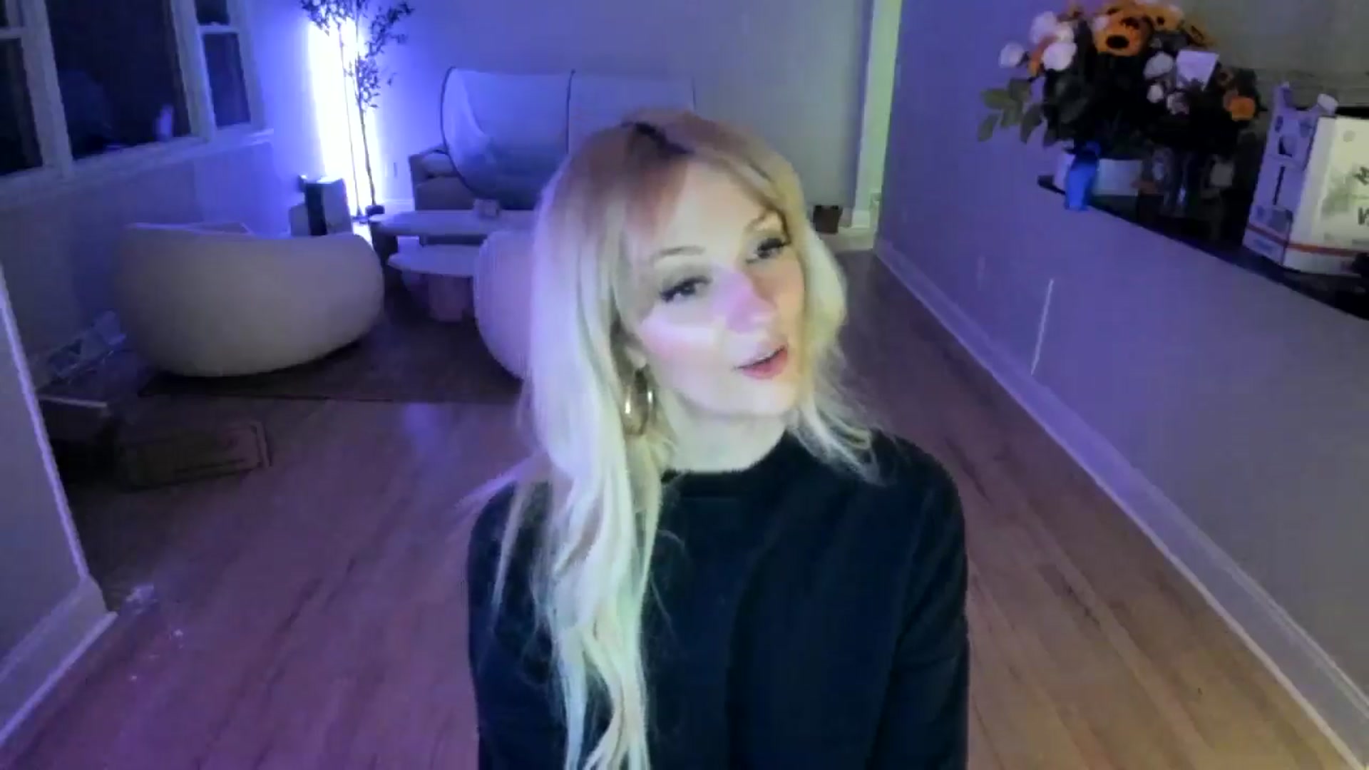Gallery image thumbnail from Milk_Party's myfreecams stream on, 06/01/2025, 05:34 image 9 of 20