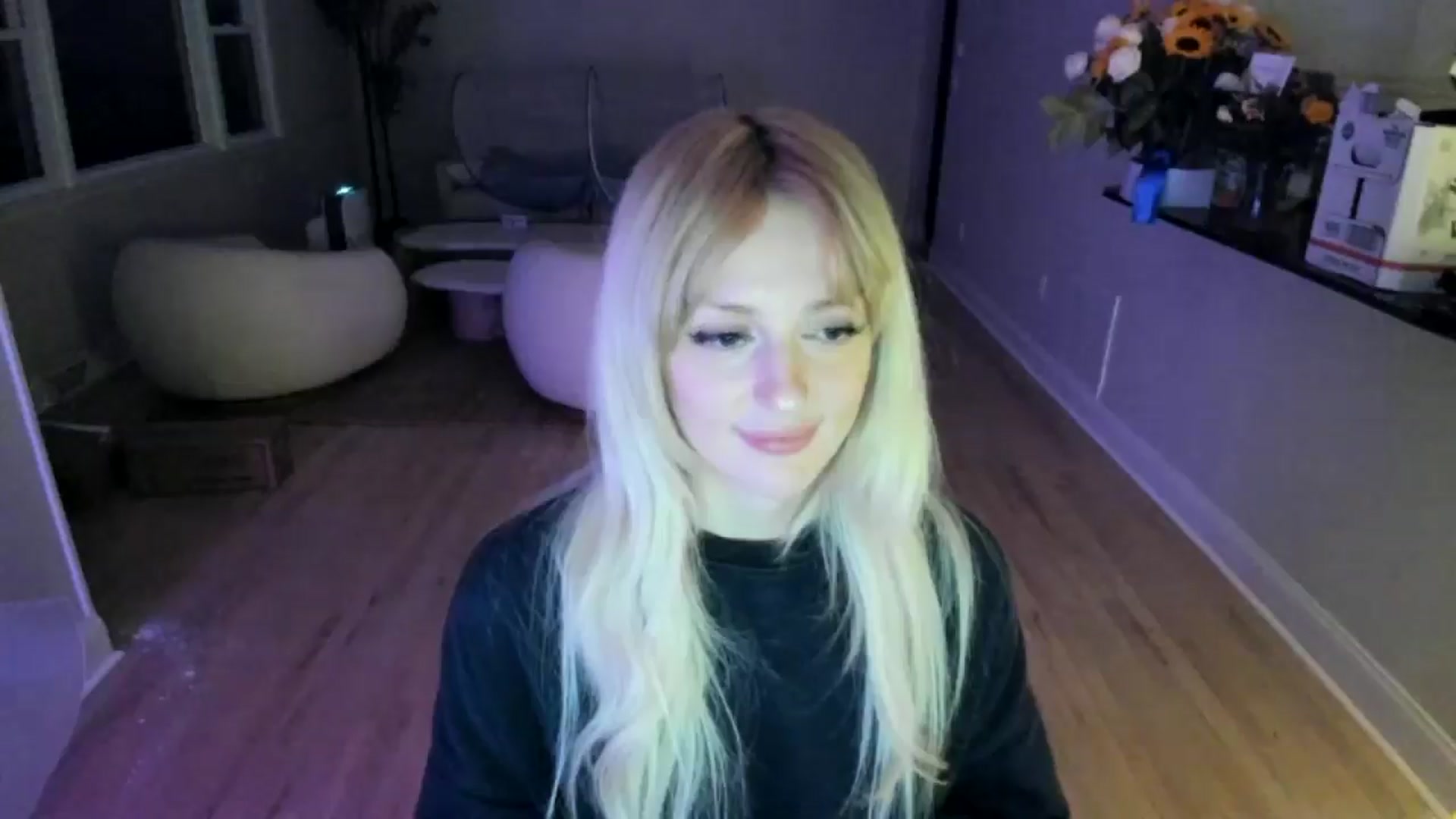 Gallery image thumbnail from Milk_Party's myfreecams stream on, 06/03/2025, 03:32 image 19 of 20