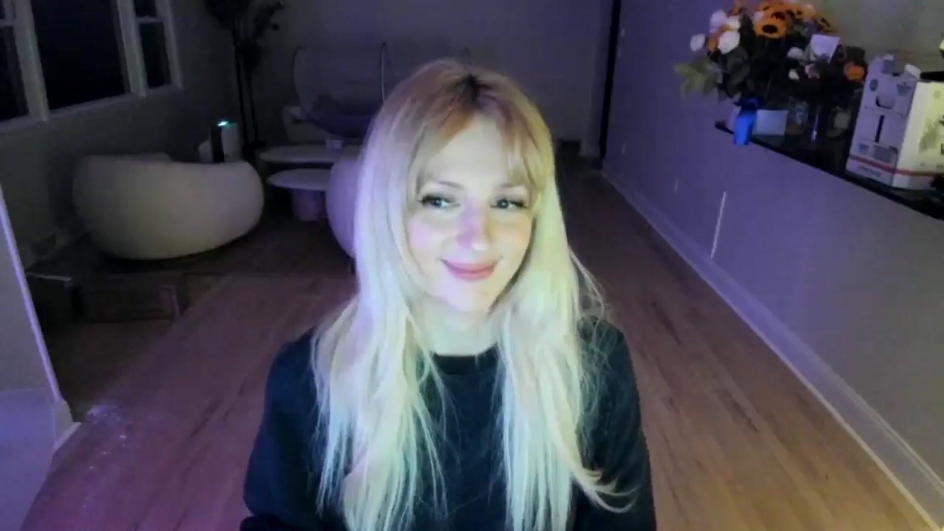 Gallery image thumbnail from Milk_Party's myfreecams stream on, 06/03/2025, 04:21 image 6 of 20