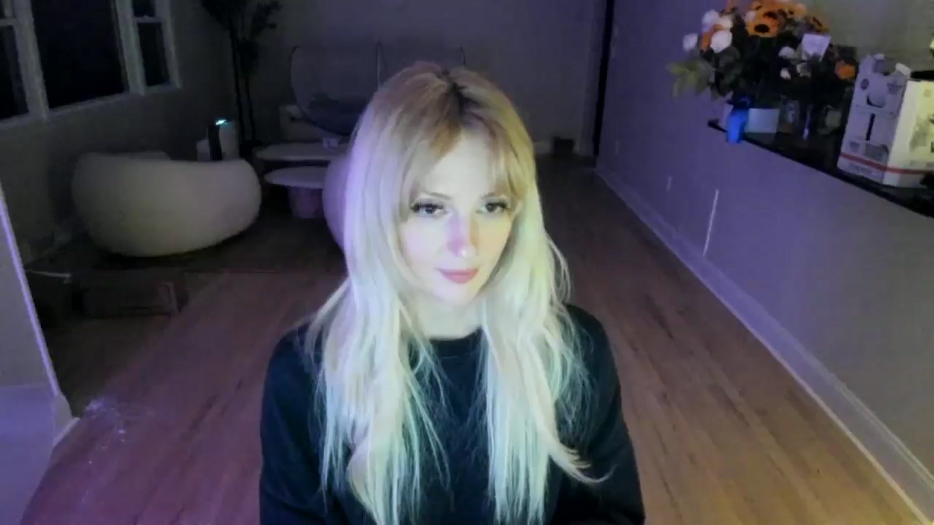 Gallery image thumbnail from Milk_Party's myfreecams stream on, 06/03/2025, 04:21 image 11 of 20