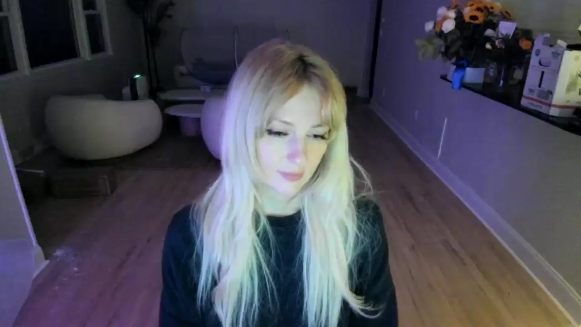 Gallery image thumbnail from Milk_Party's myfreecams stream on, 06/03/2025, 04:21 image 8 of 20