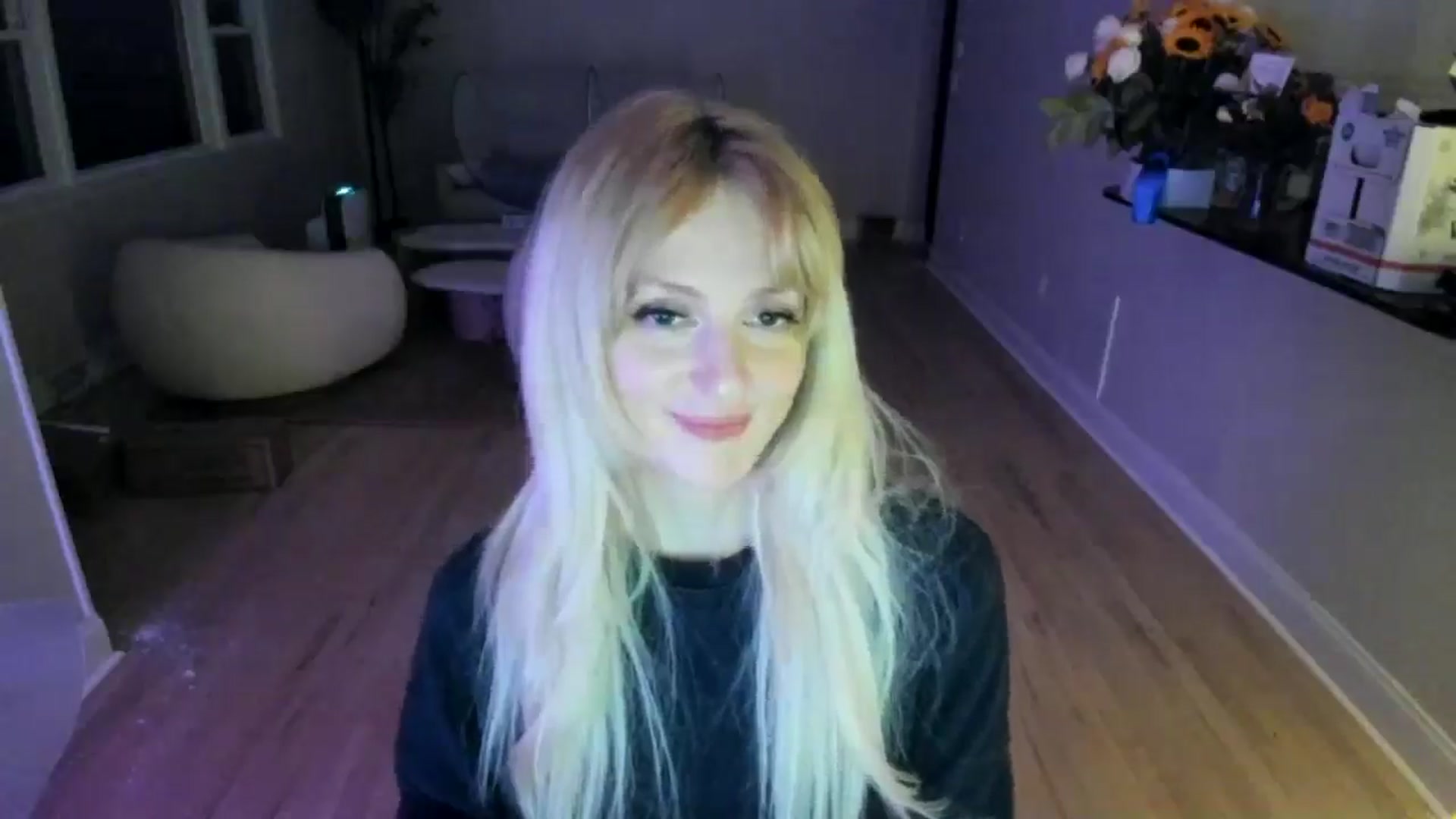Gallery image thumbnail from Milk_Party's myfreecams stream on, 06/03/2025, 04:21 image 5 of 20