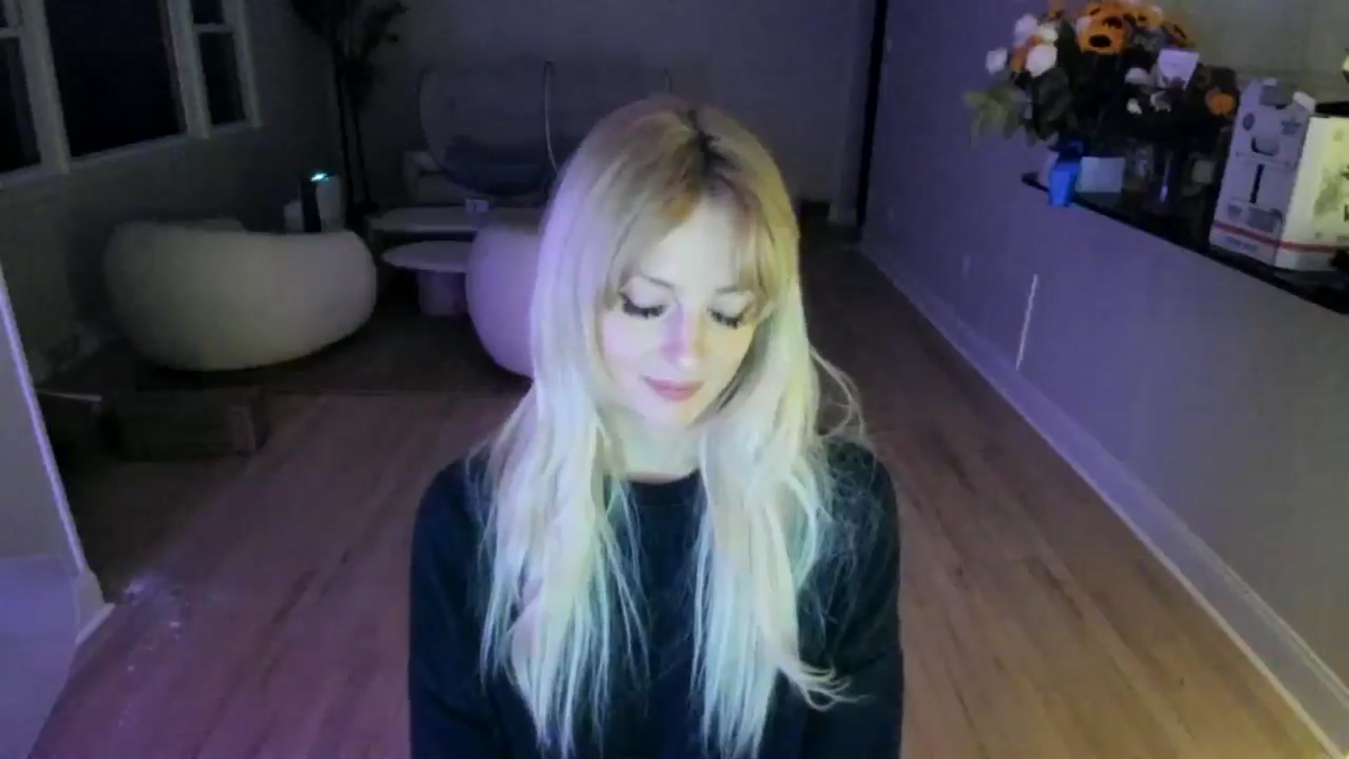 Gallery image thumbnail from Milk_Party's myfreecams stream on, 06/03/2025, 04:21 image 9 of 20