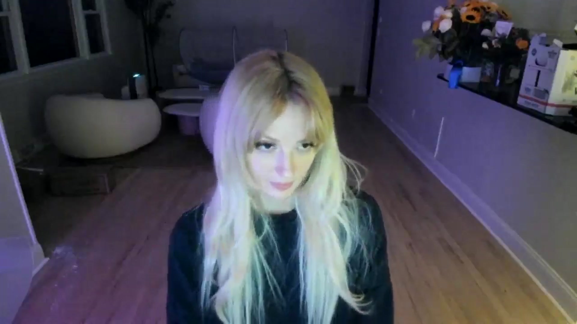 Gallery image thumbnail from Milk_Party's myfreecams stream on, 06/03/2025, 04:21 image 15 of 20