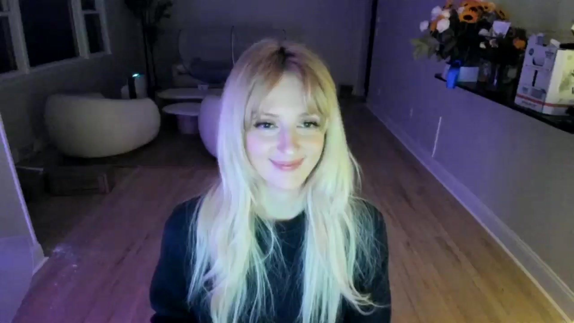Gallery image thumbnail from Milk_Party's myfreecams stream on, 06/03/2025, 04:50 image 5 of 20