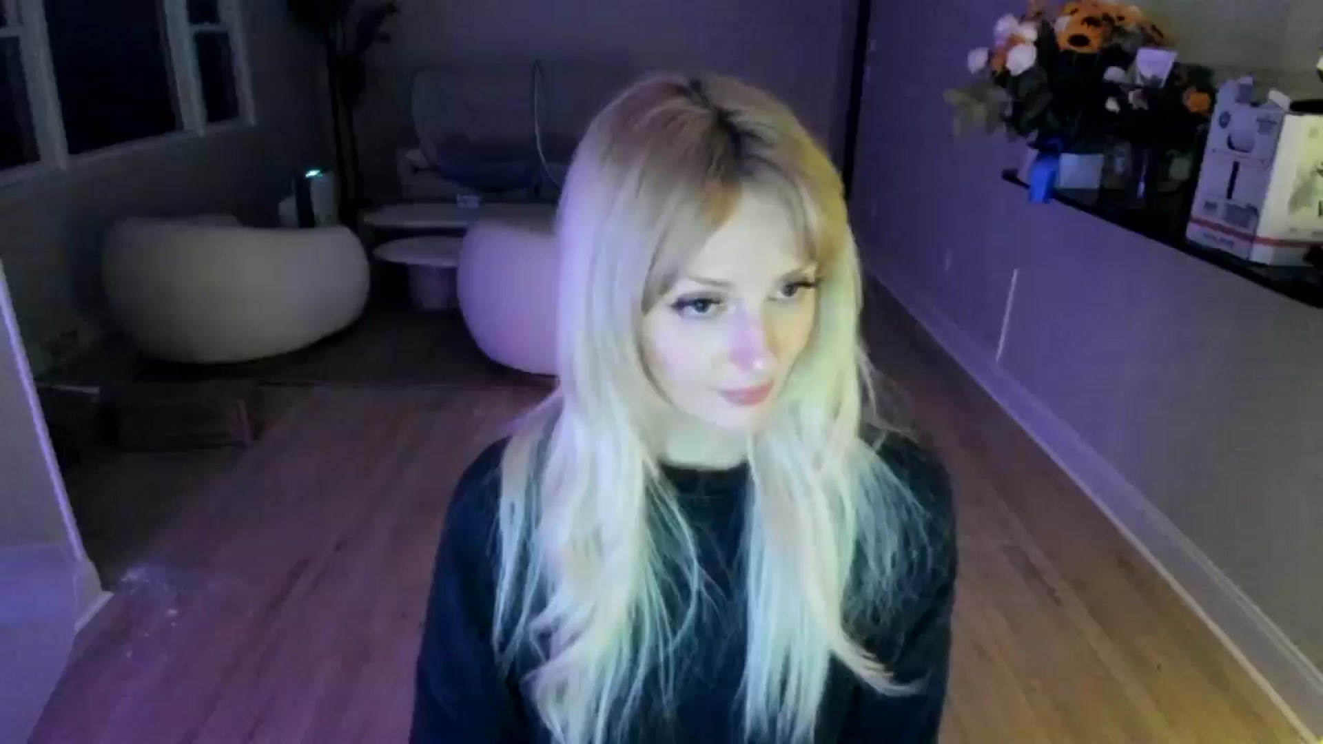 Gallery image thumbnail from Milk_Party's myfreecams stream on, 06/03/2025, 05:45 image 1 of 20