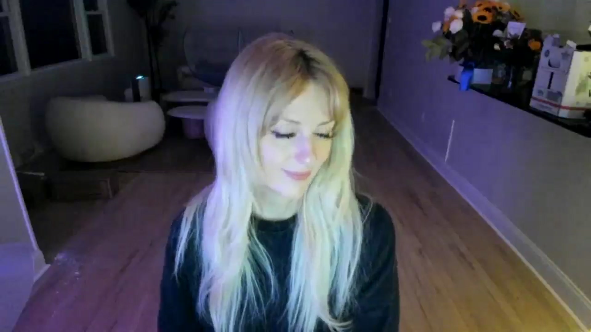 Gallery image thumbnail from Milk_Party's myfreecams stream on, 06/03/2025, 05:45 image 9 of 20