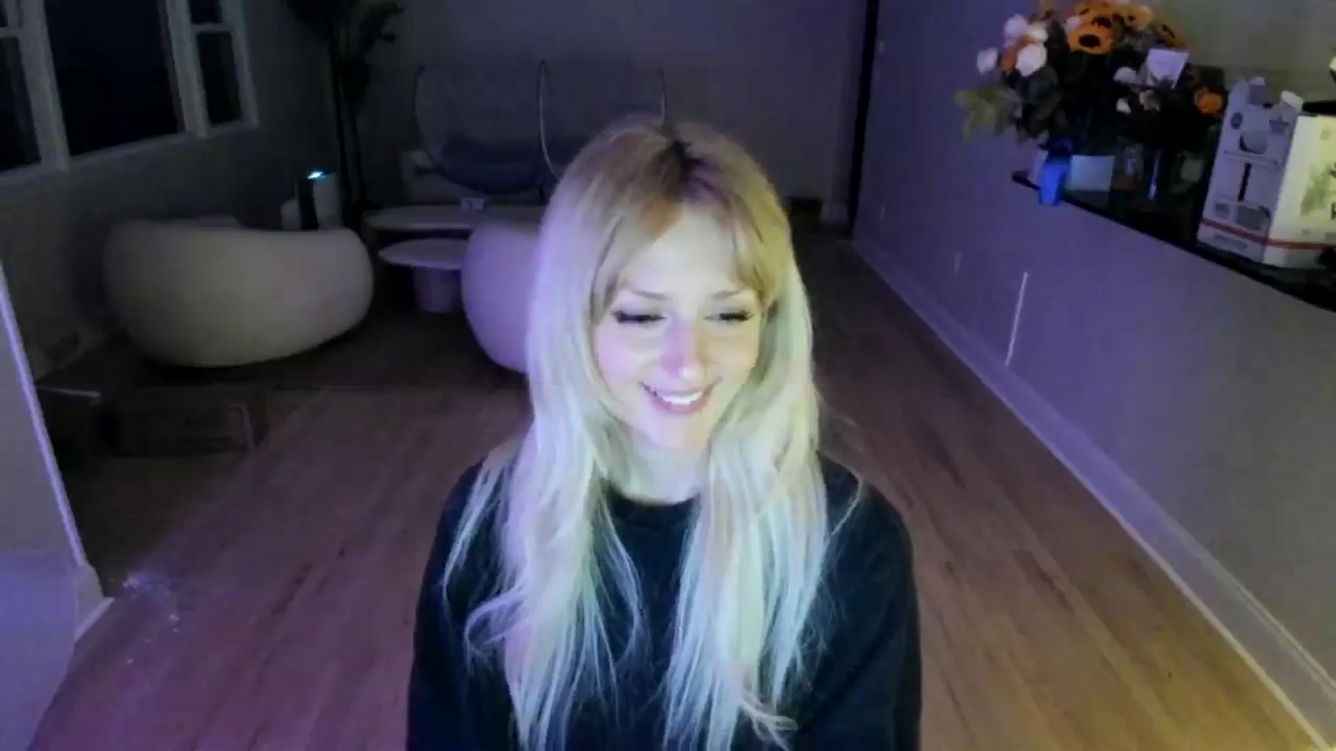 Gallery image thumbnail from Milk_Party's myfreecams stream on, 06/03/2025, 05:45 image 8 of 20