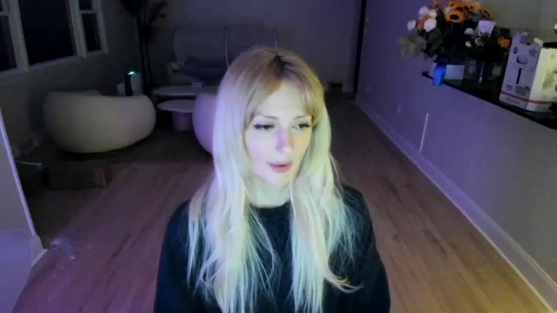 Gallery image thumbnail from Milk_Party's myfreecams stream on, 06/03/2025, 05:45 image 3 of 20