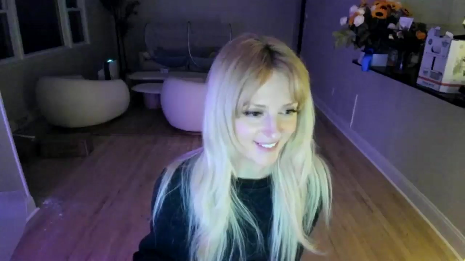 Gallery image thumbnail from Milk_Party's myfreecams stream on, 06/03/2025, 05:45 image 18 of 20
