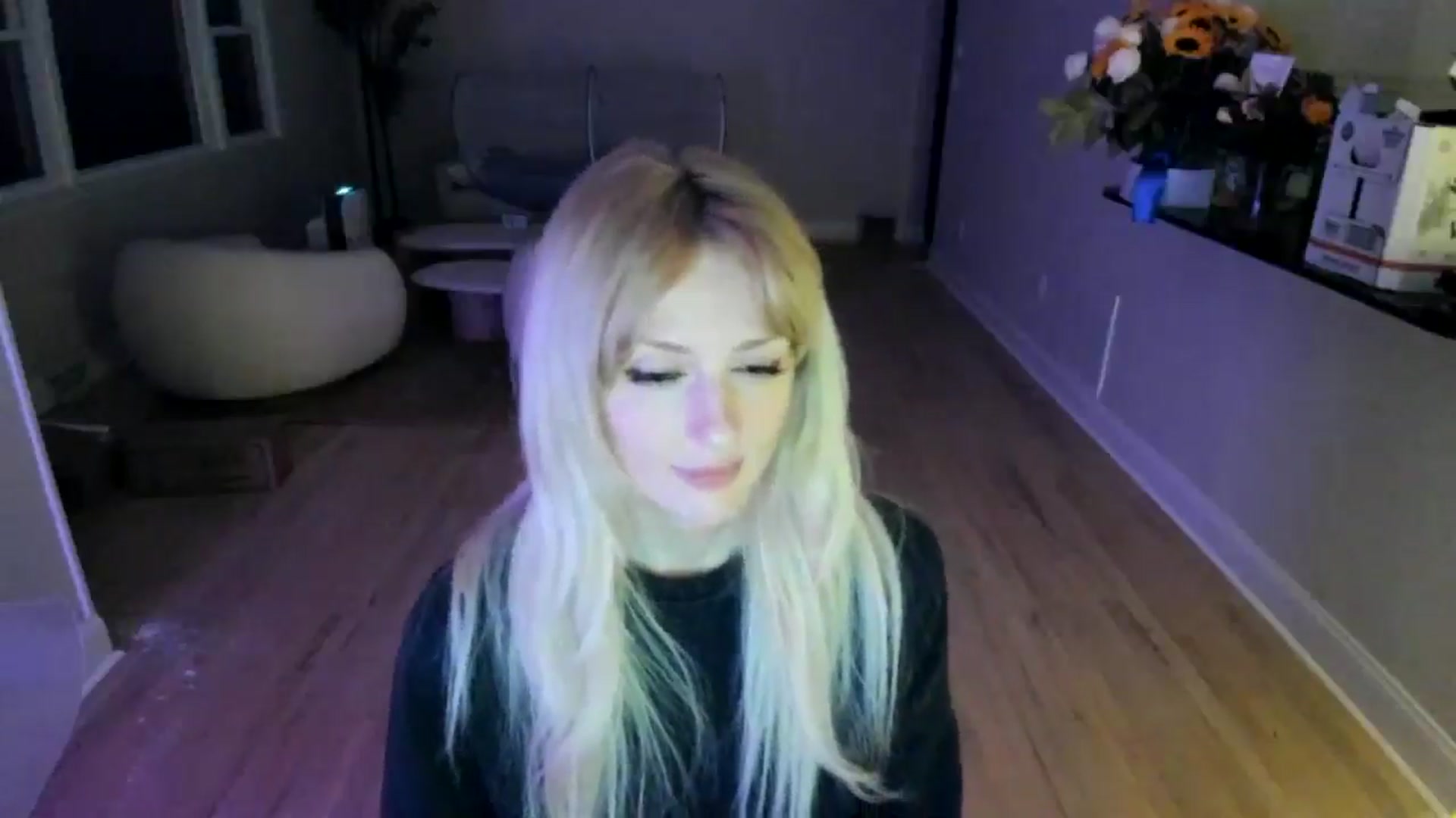 Gallery image thumbnail from Milk_Party's myfreecams stream on, 06/03/2025, 05:45 image 11 of 20