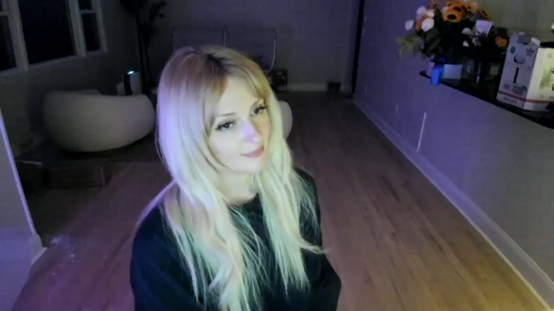Gallery image thumbnail from Milk_Party's myfreecams stream on, 06/03/2025, 05:45 image 2 of 20