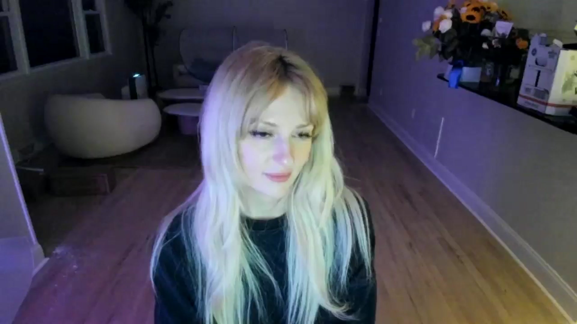 Gallery image thumbnail from Milk_Party's myfreecams stream on, 06/03/2025, 05:45 image 19 of 20