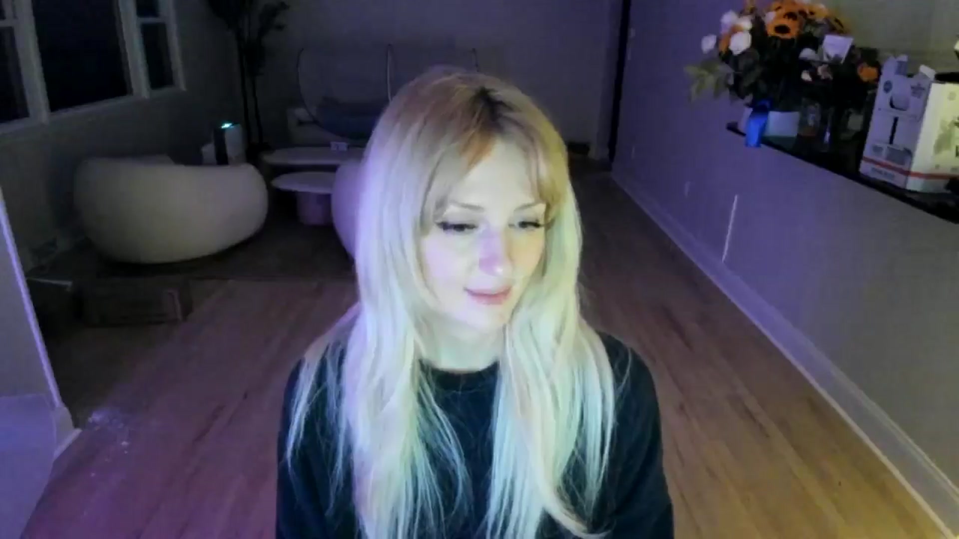 Gallery image thumbnail from Milk_Party's myfreecams stream on, 06/03/2025, 05:45 image 13 of 20