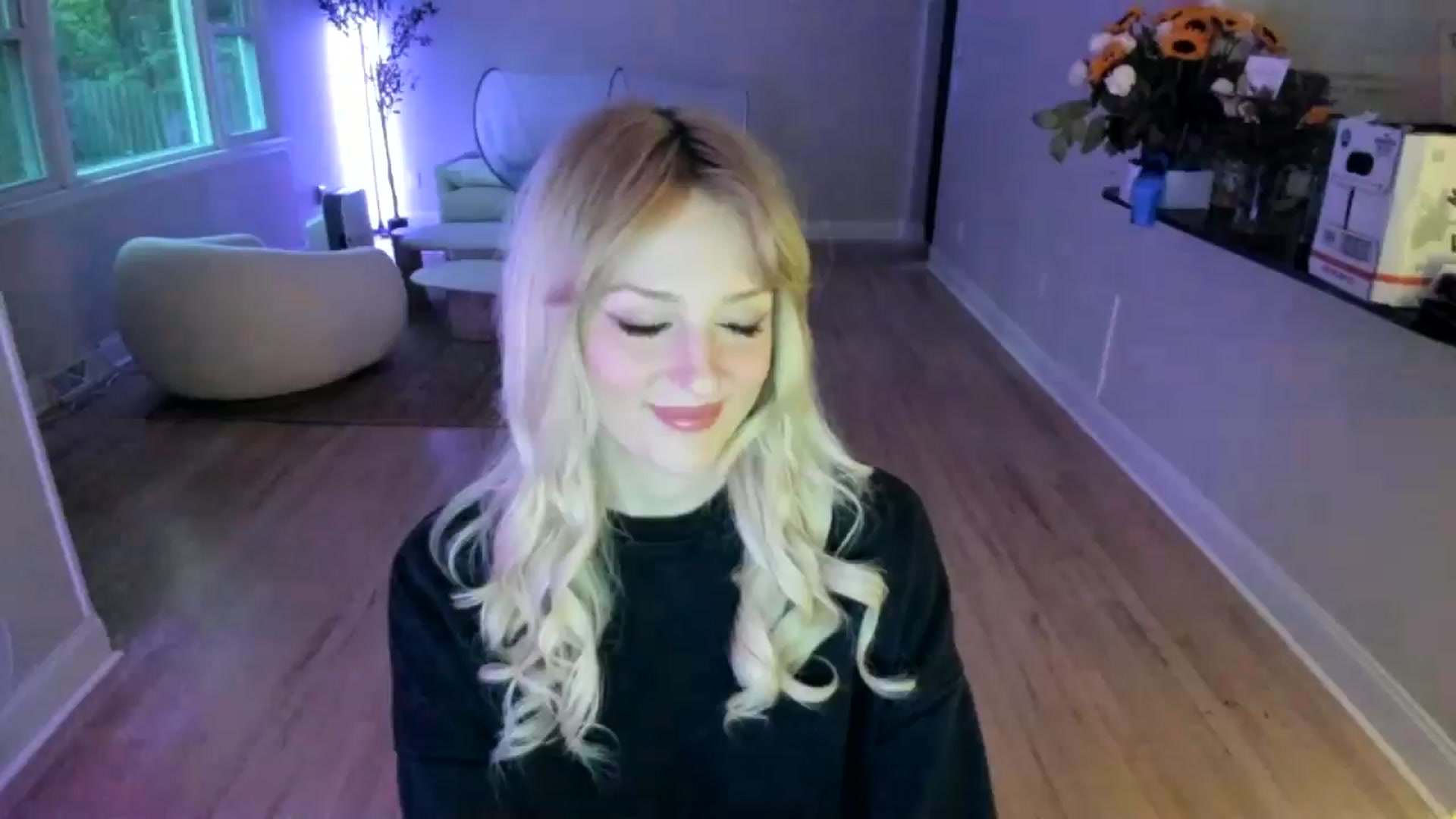 Gallery image thumbnail from Milk_Party's myfreecams stream on, 06/05/2025, 24:54 image 4 of 20