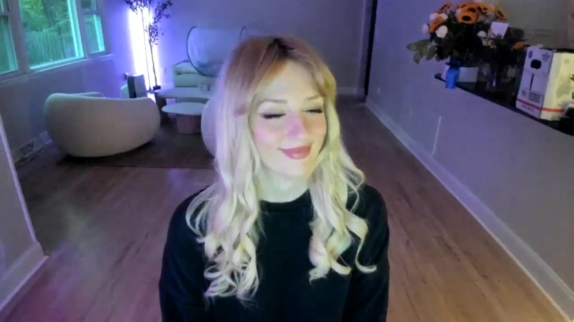 Gallery image thumbnail from Milk_Party's myfreecams stream on, 06/05/2025, 24:54 image 2 of 20