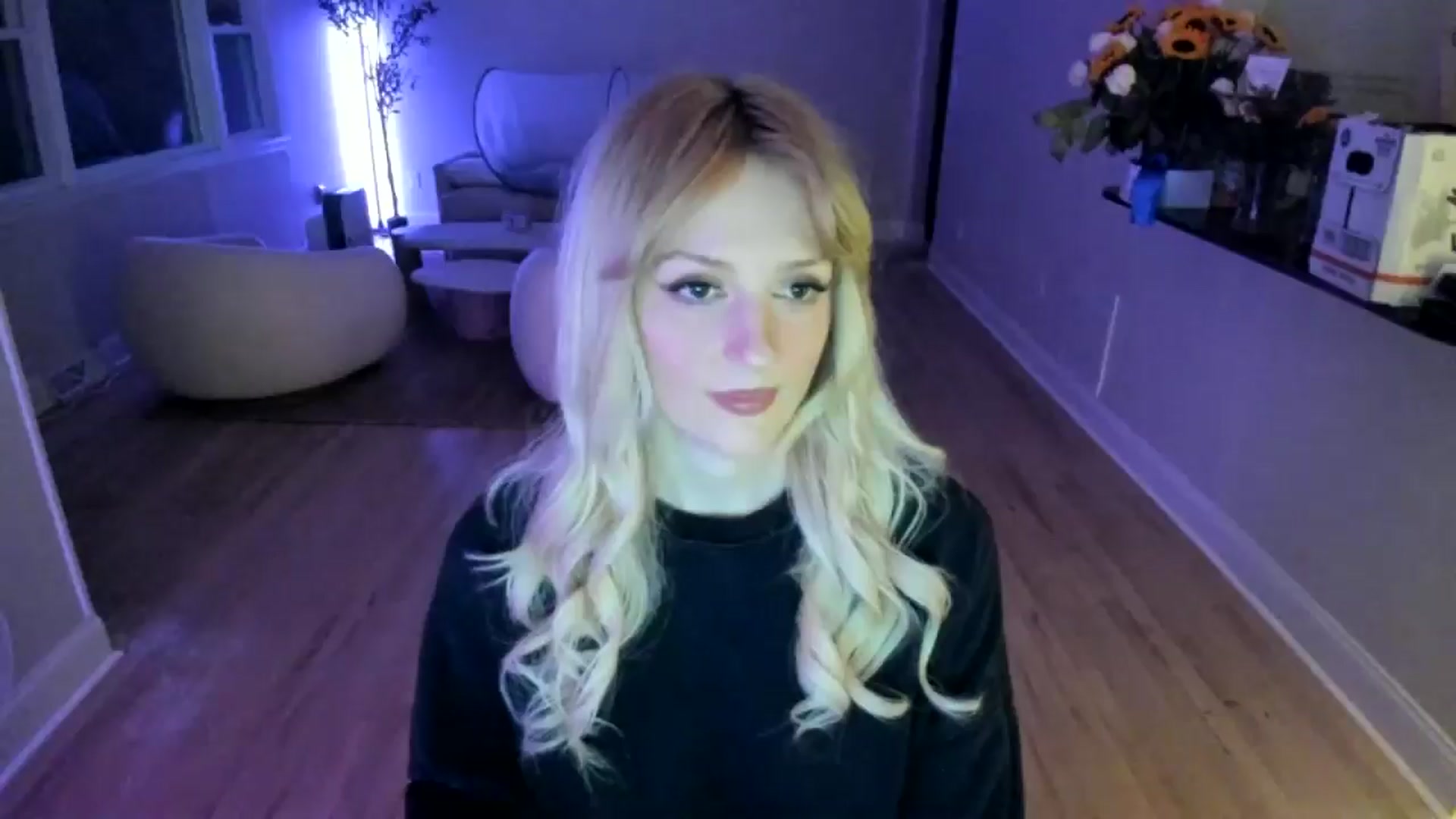 Gallery image thumbnail from Milk_Party's myfreecams stream on, 06/05/2025, 24:54 image 15 of 20