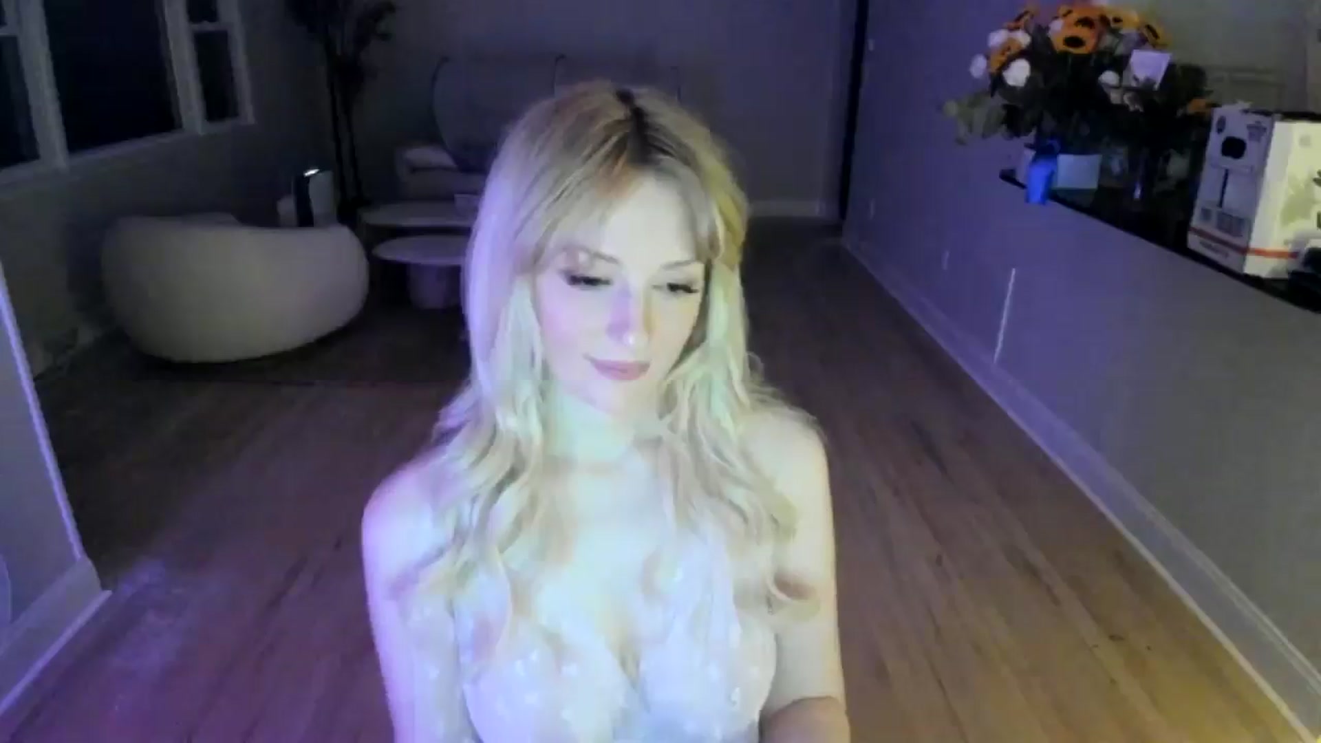 Gallery image thumbnail from Milk_Party's myfreecams stream on, 06/05/2025, 04:11 image 12 of 20