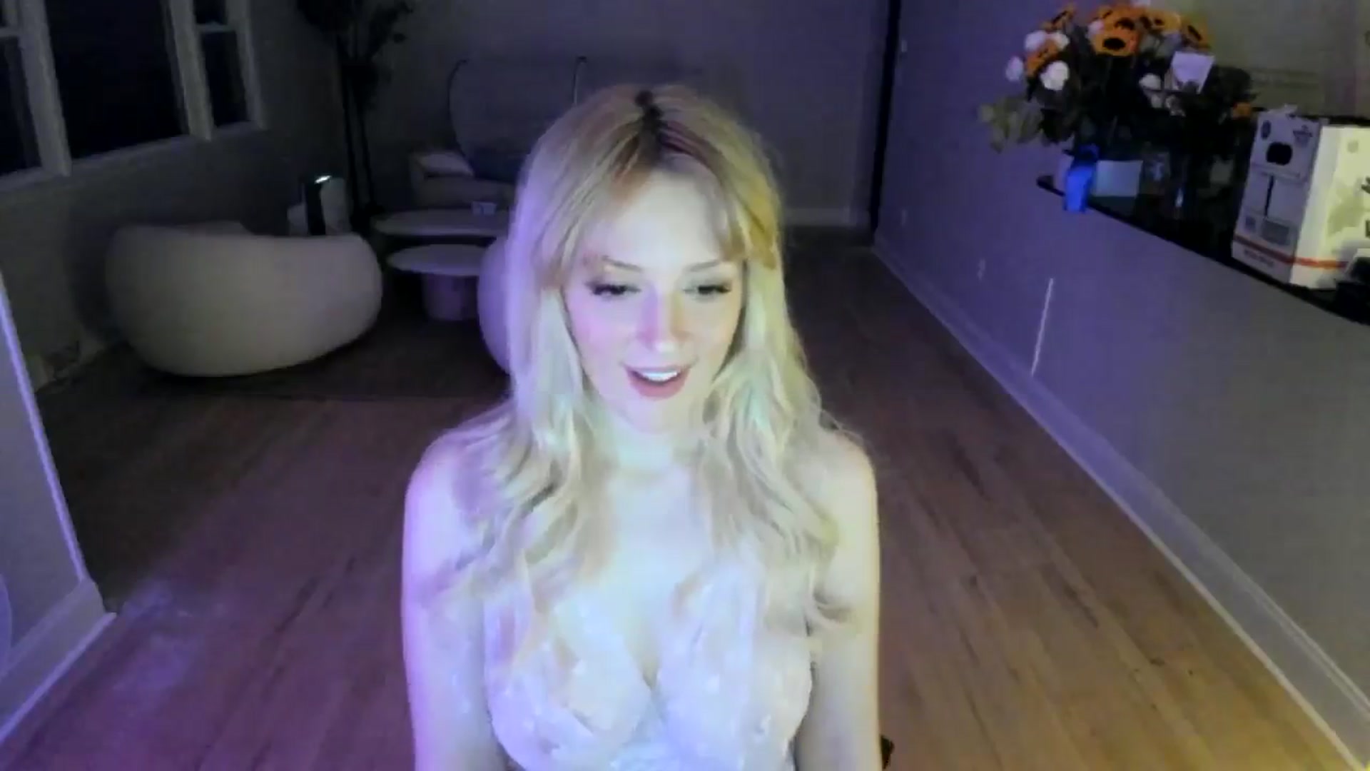 Gallery image thumbnail from Milk_Party's myfreecams stream on, 06/05/2025, 04:11 image 2 of 20