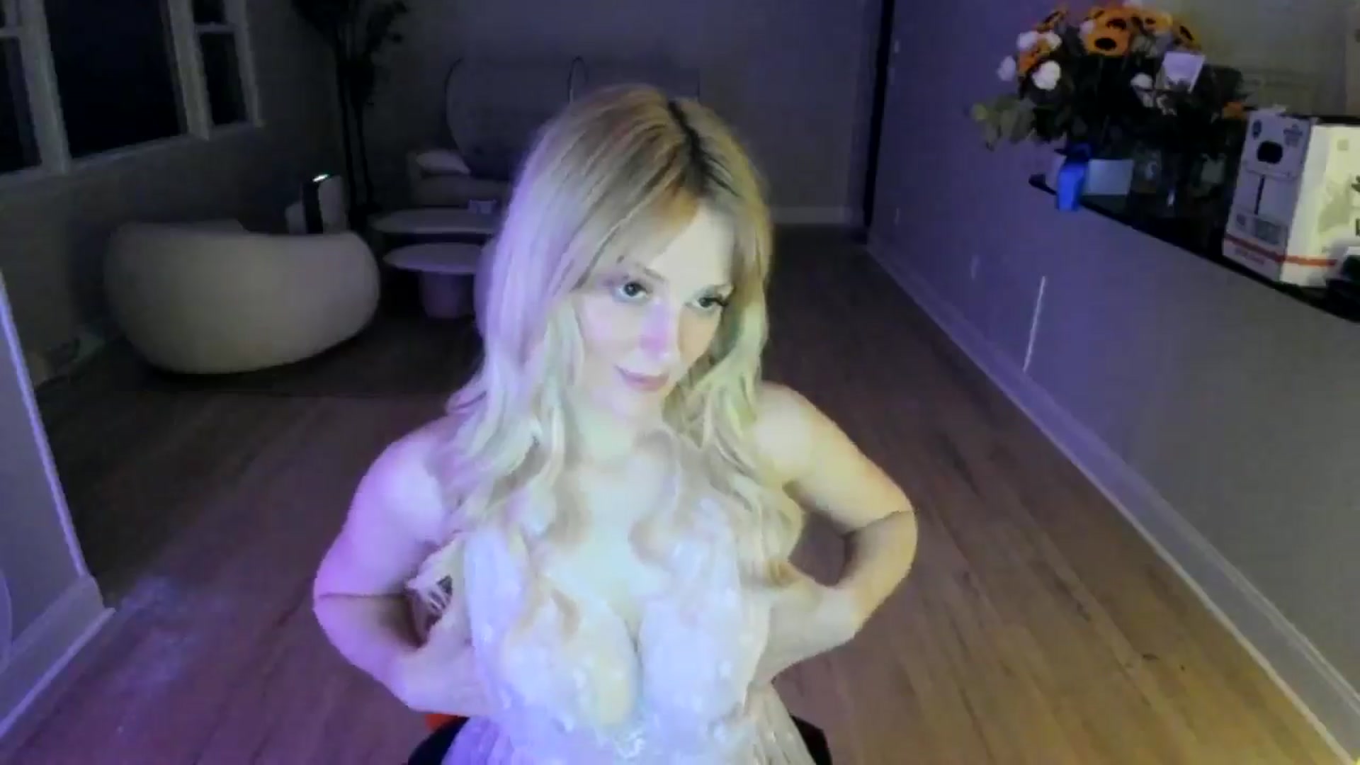 Gallery image thumbnail from Milk_Party's myfreecams stream on, 06/05/2025, 04:40 image 8 of 20