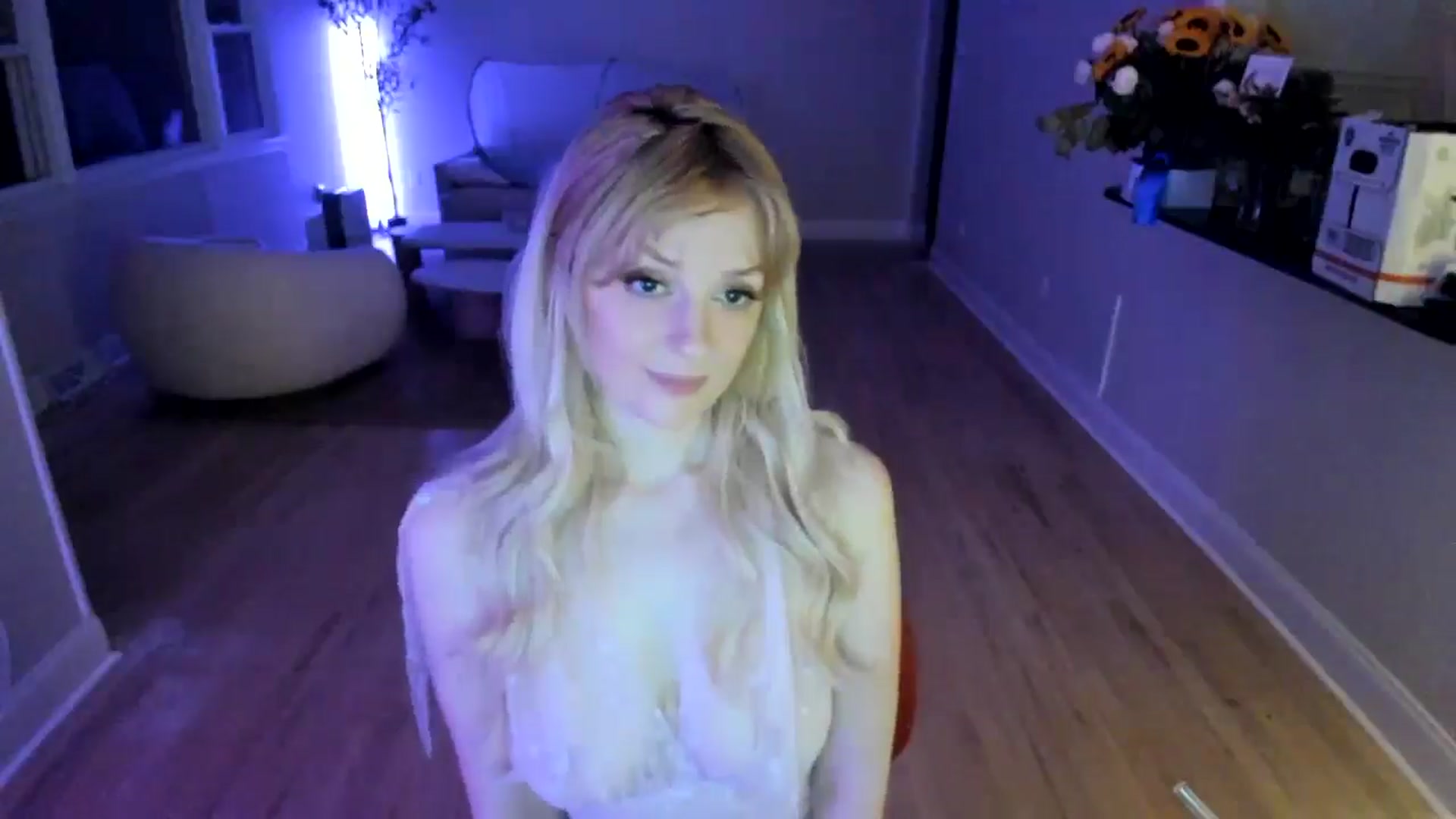 Gallery image thumbnail from Milk_Party's myfreecams stream on, 06/06/2025, 02:31 image 6 of 20
