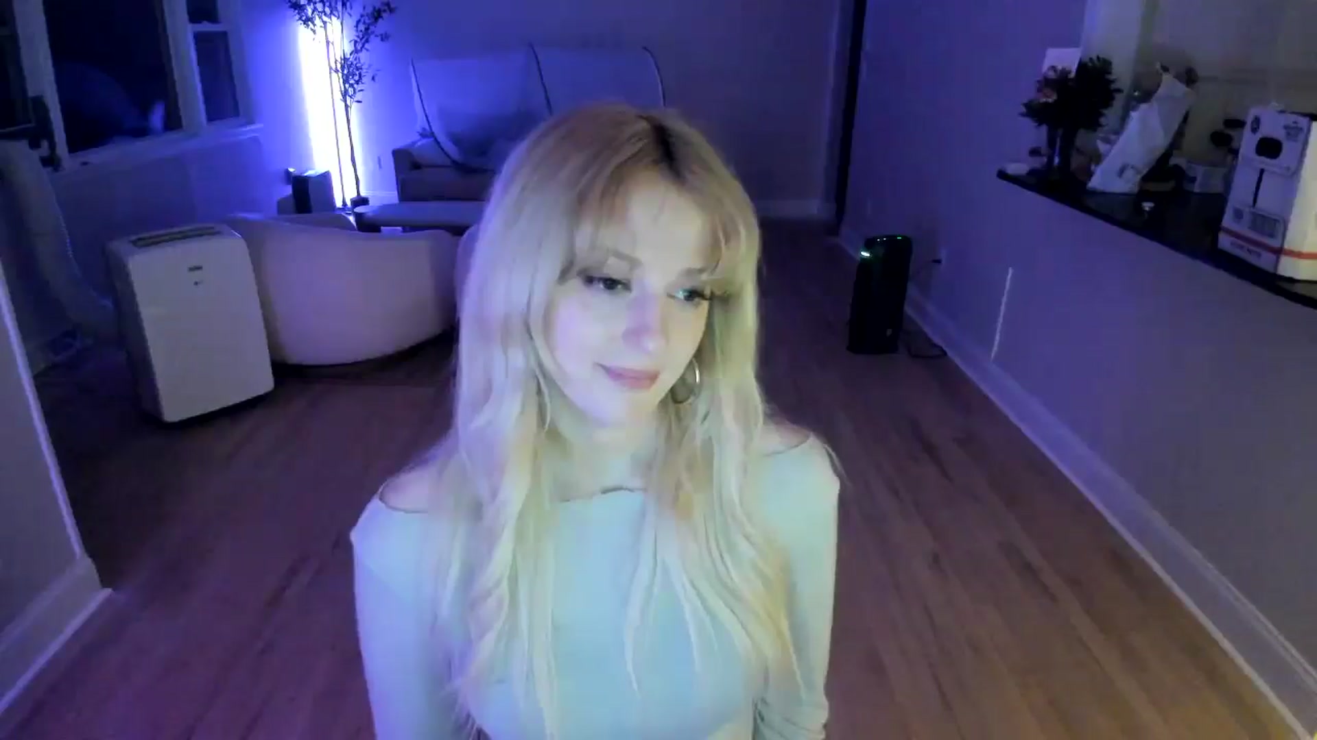 Gallery image thumbnail from Milk_Party's myfreecams stream on, 06/08/2025, 02:41 image 5 of 20