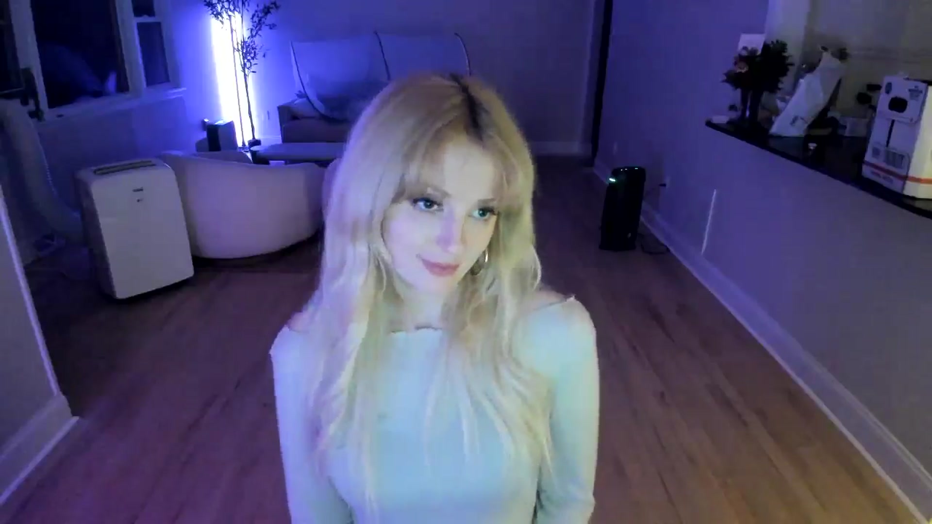Gallery image thumbnail from Milk_Party's myfreecams stream on, 06/08/2025, 02:41 image 3 of 20