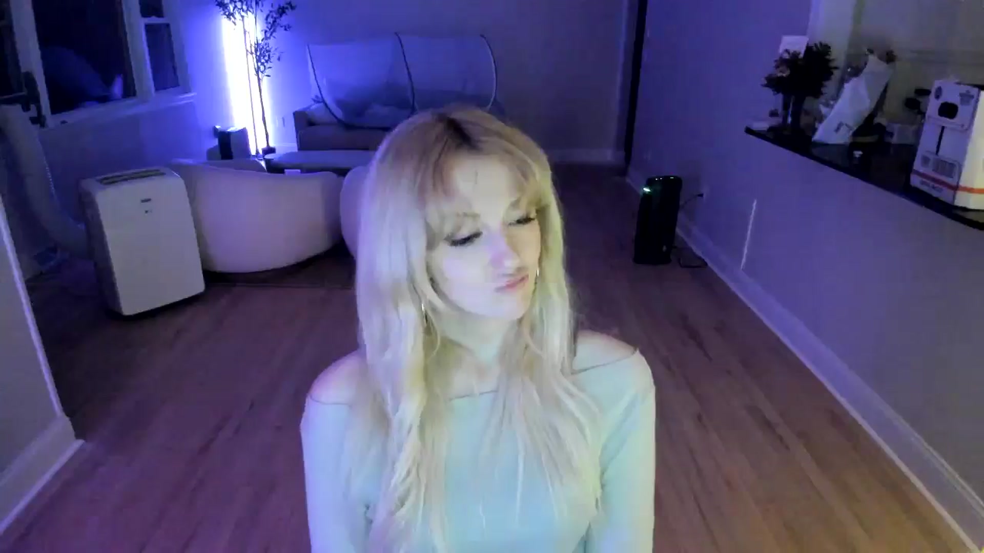 Gallery image thumbnail from Milk_Party's myfreecams stream on, 06/08/2025, 02:41 image 20 of 20