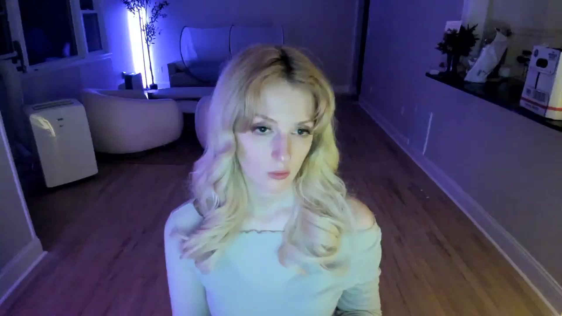 Gallery image thumbnail from Milk_Party's myfreecams stream on, 06/10/2025, 05:50 image 20 of 20