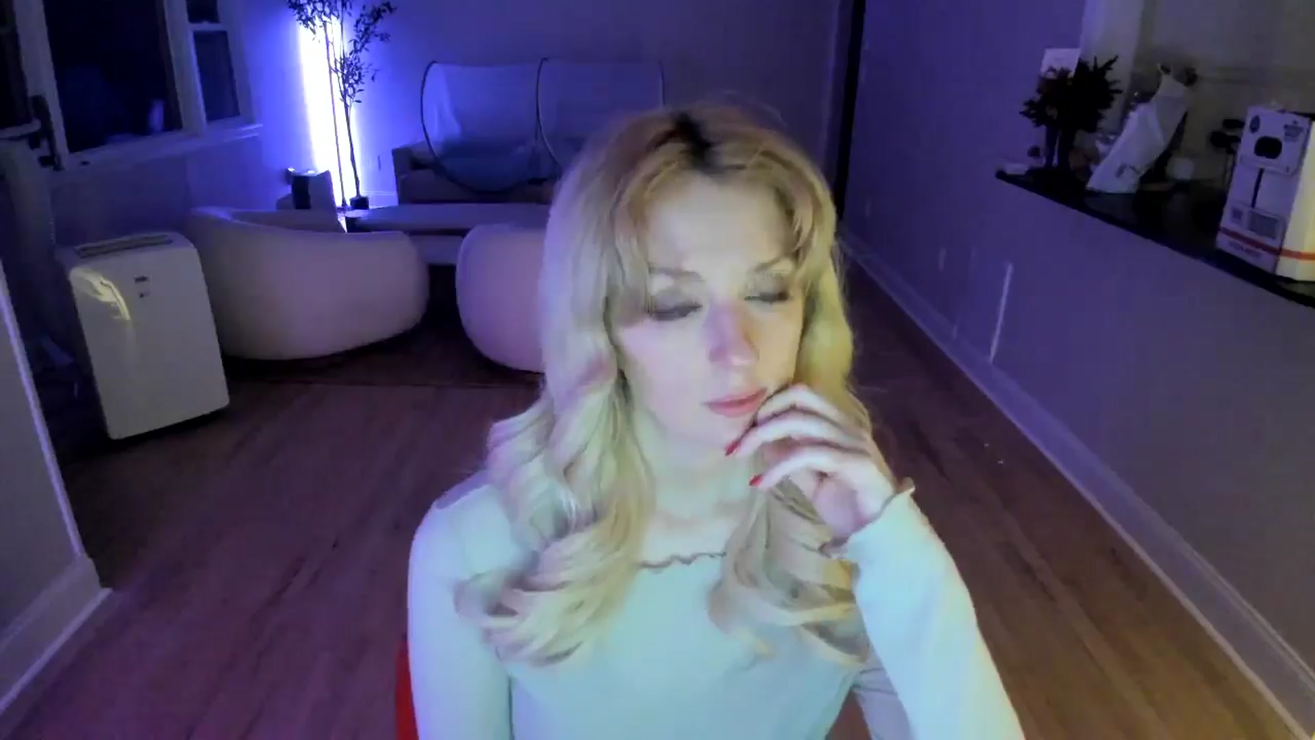 Gallery image thumbnail from Milk_Party's myfreecams stream on, 06/10/2025, 05:50 image 18 of 20
