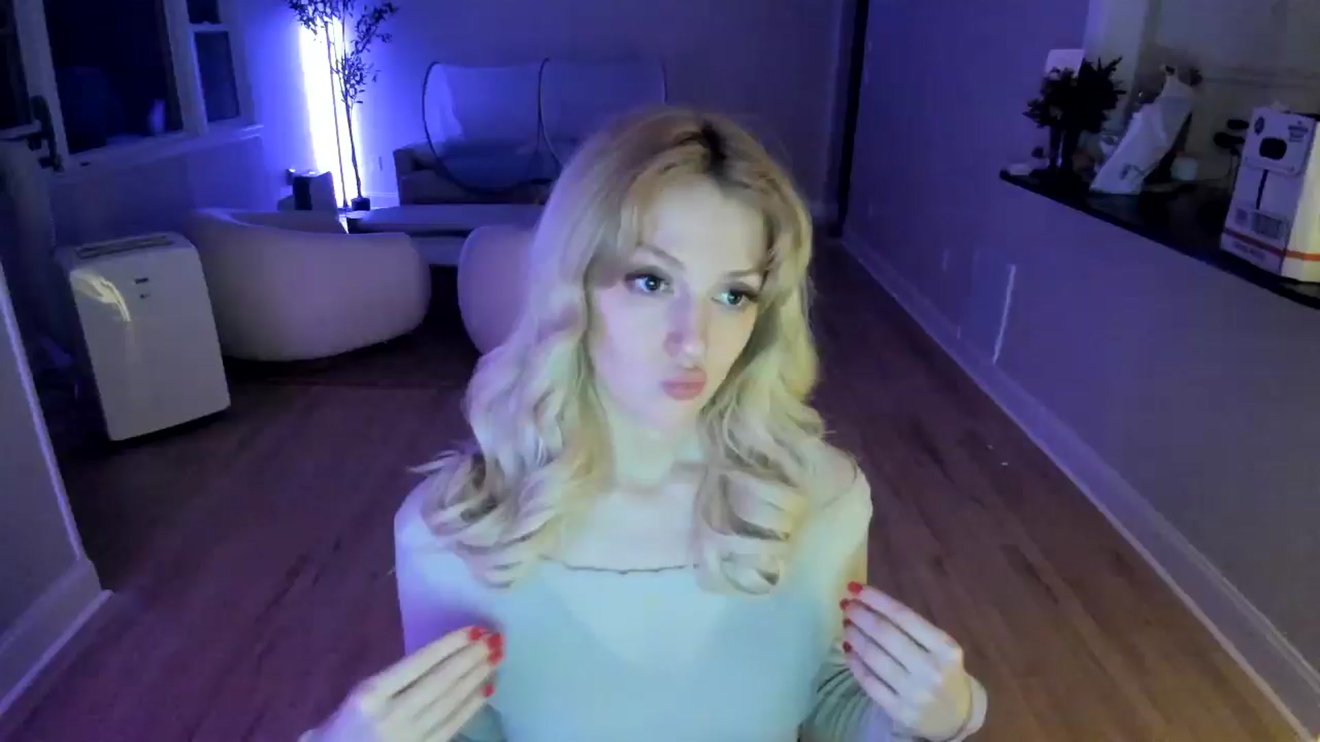 Gallery image thumbnail from Milk_Party's myfreecams stream on, 06/10/2025, 05:50 image 1 of 20