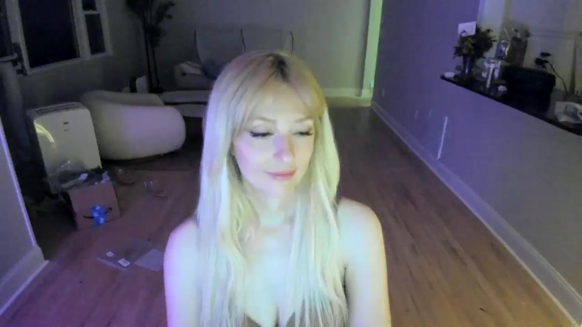 Gallery image thumbnail from Milk_Party's myfreecams stream on, 06/21/2025, 04:04 image 7 of 20