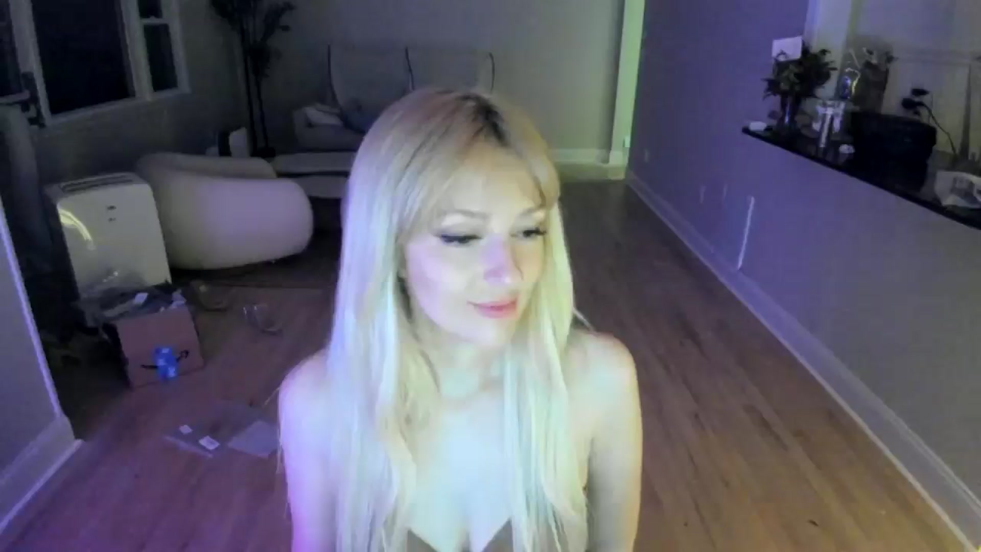 Gallery image thumbnail from Milk_Party's myfreecams stream on, 06/21/2025, 04:04 image 2 of 20
