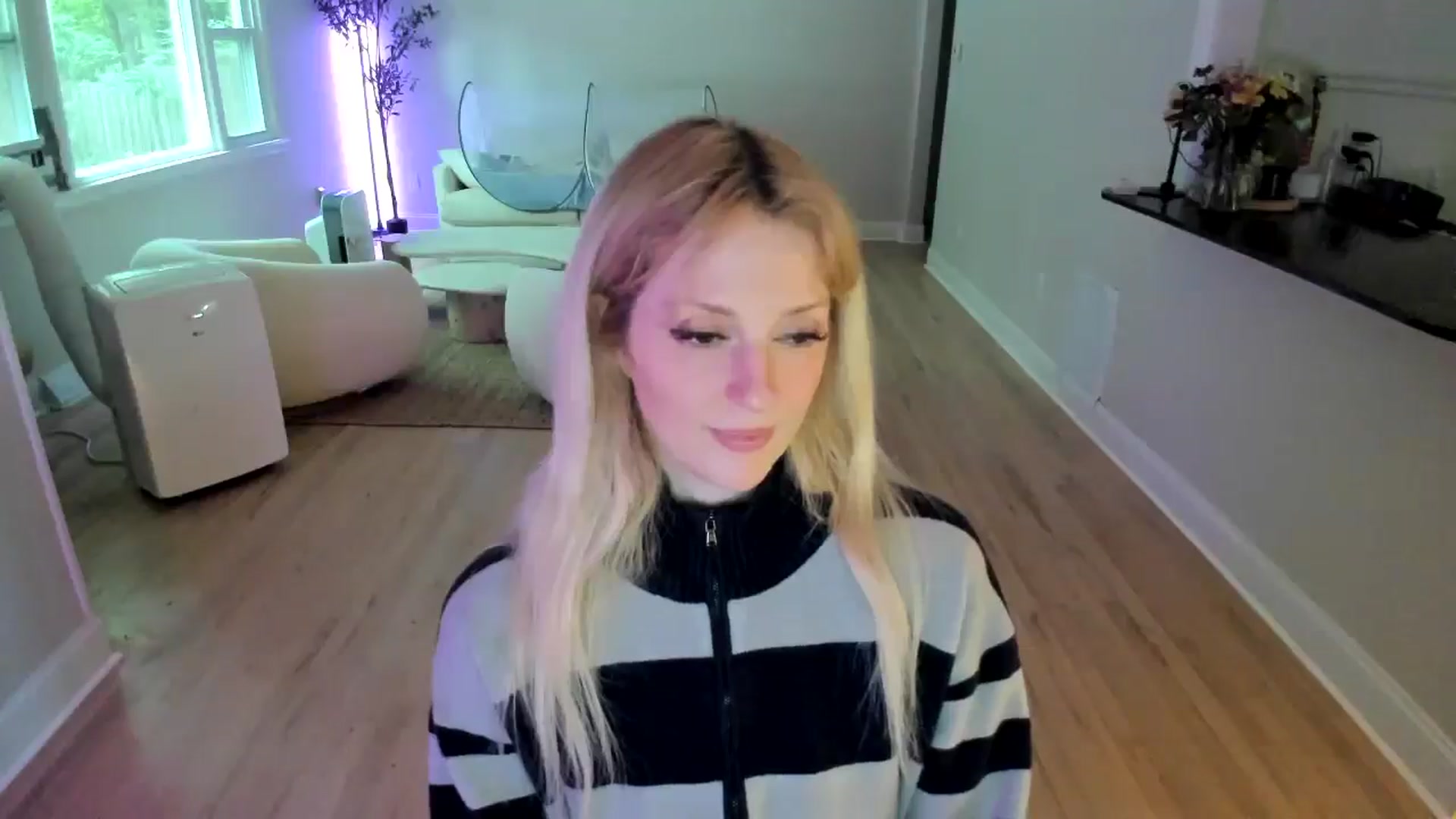 Gallery image thumbnail from Milk_Party's myfreecams stream on, 06/26/2025, 22:13 image 2 of 20