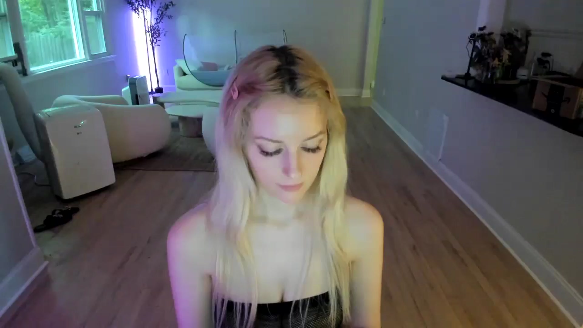 Gallery image thumbnail from Milk_Party's myfreecams stream on, 06/28/2025, 23:13 image 13 of 20