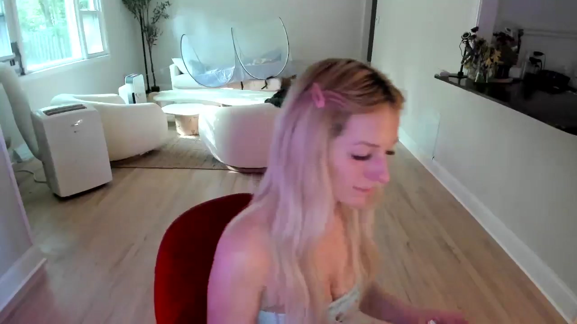 Gallery image thumbnail from Milk_Party's myfreecams stream on, 06/30/2025, 21:51 image 12 of 20
