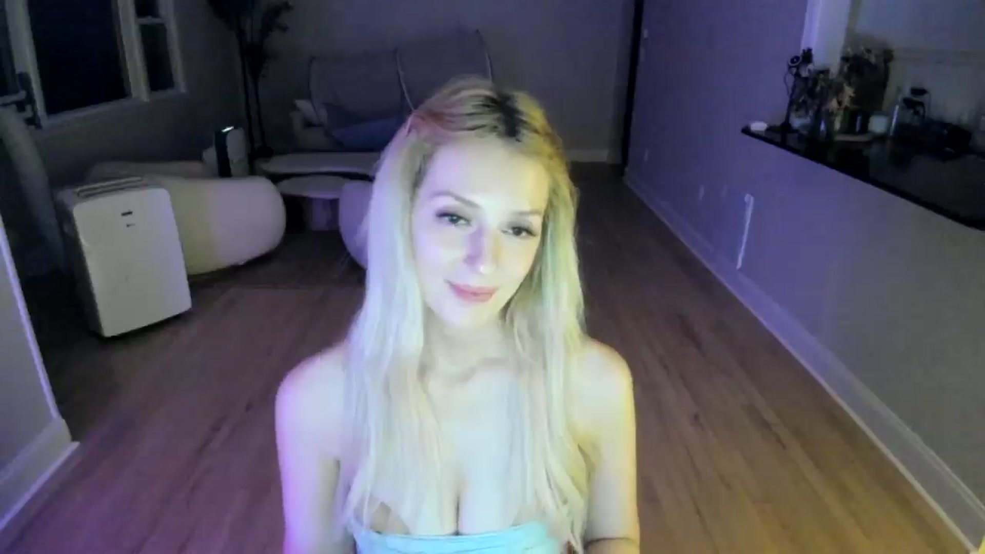 Gallery image thumbnail from Milk_Party's myfreecams stream on, 07/01/2025, 06:37 image 20 of 20