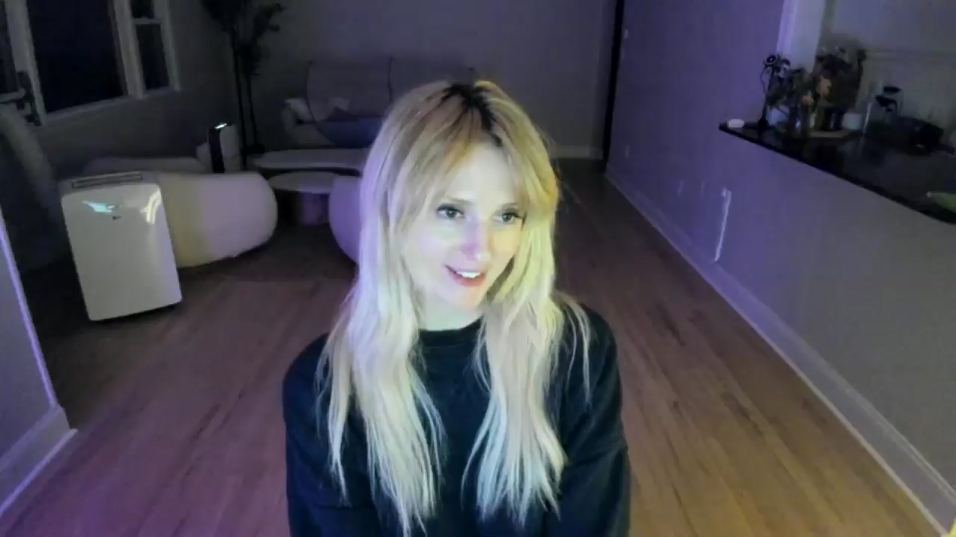 Gallery image thumbnail from Milk_Party's myfreecams stream on, 07/03/2025, 05:34 image 3 of 20