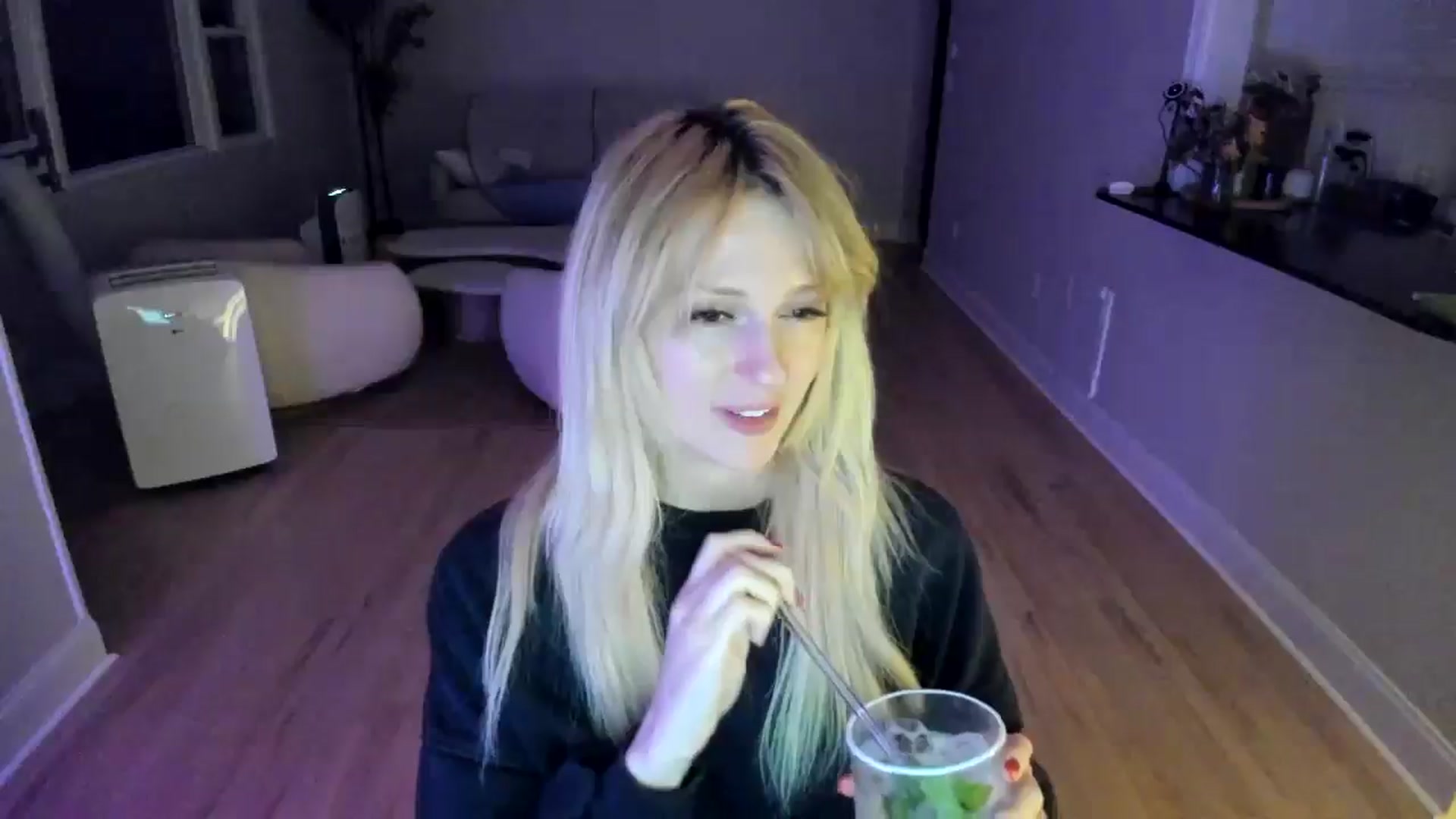 Gallery image thumbnail from Milk_Party's myfreecams stream on, 07/03/2025, 05:34 image 7 of 20